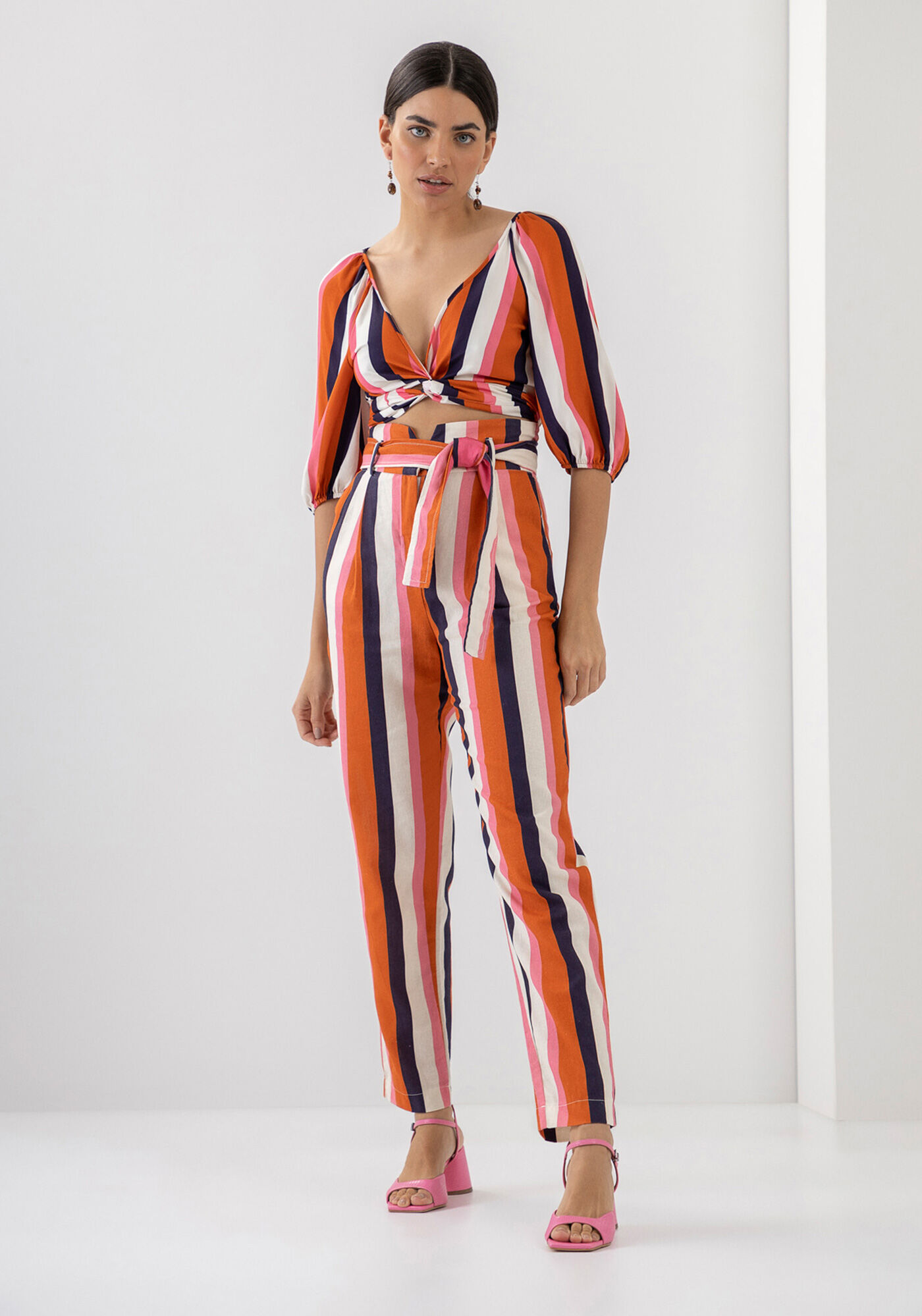 Blusa Manga 3/4 em Viscose com Amarra&ccedil;&atilde;o Faixa, MOEMA, large.