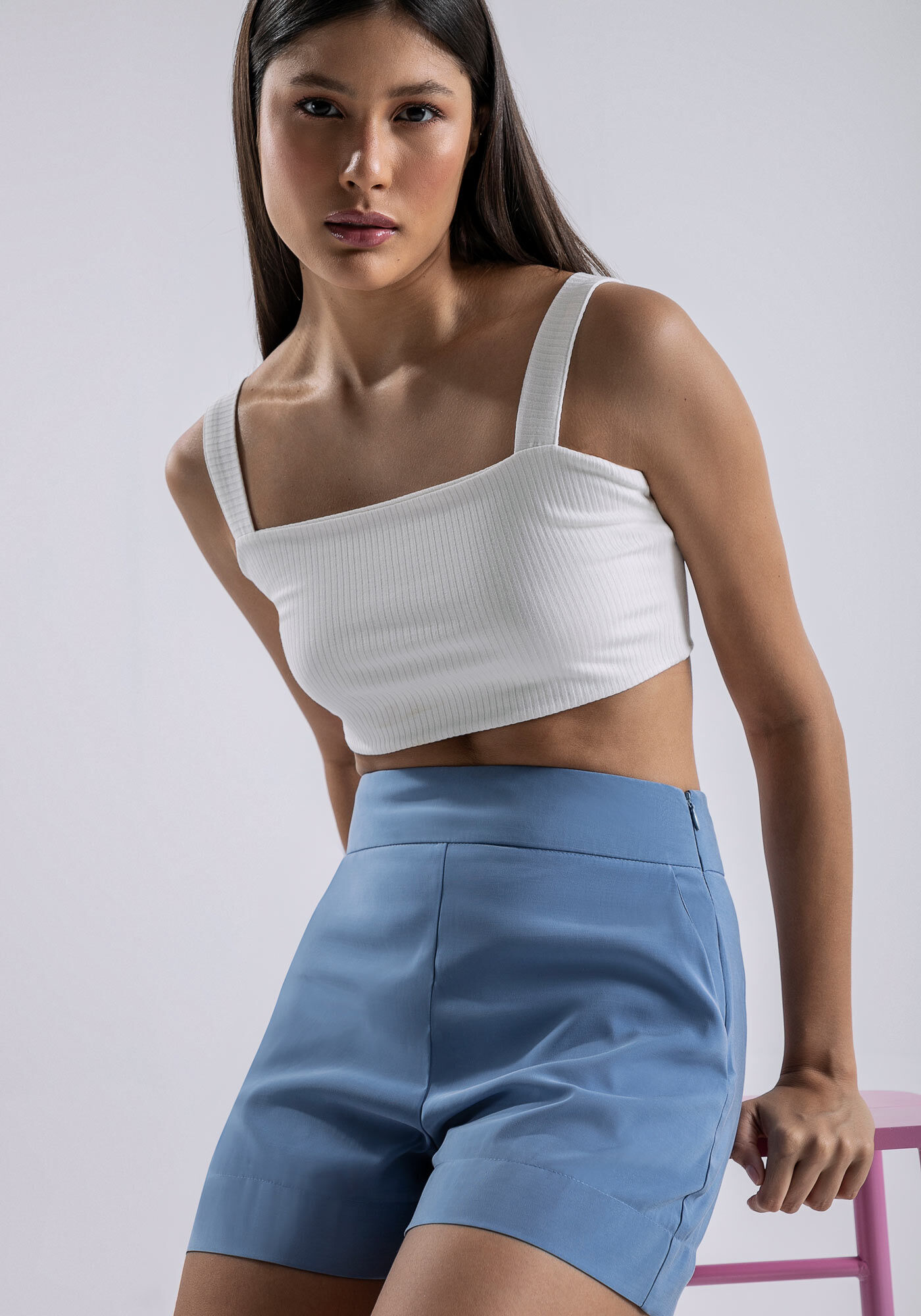 Shorts Cintura M&eacute;dia em Viscose com Bolsos, , large.