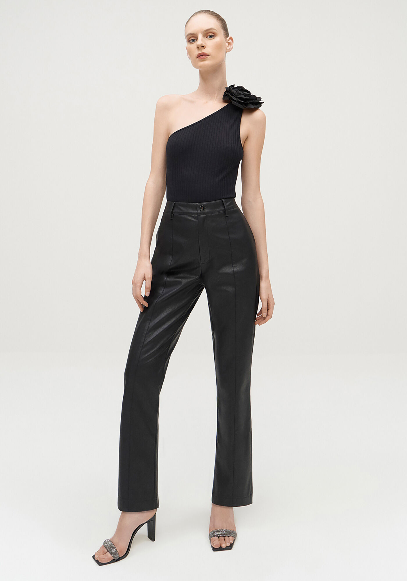 Blusa Um Ombro S&oacute; Canelada, , large.