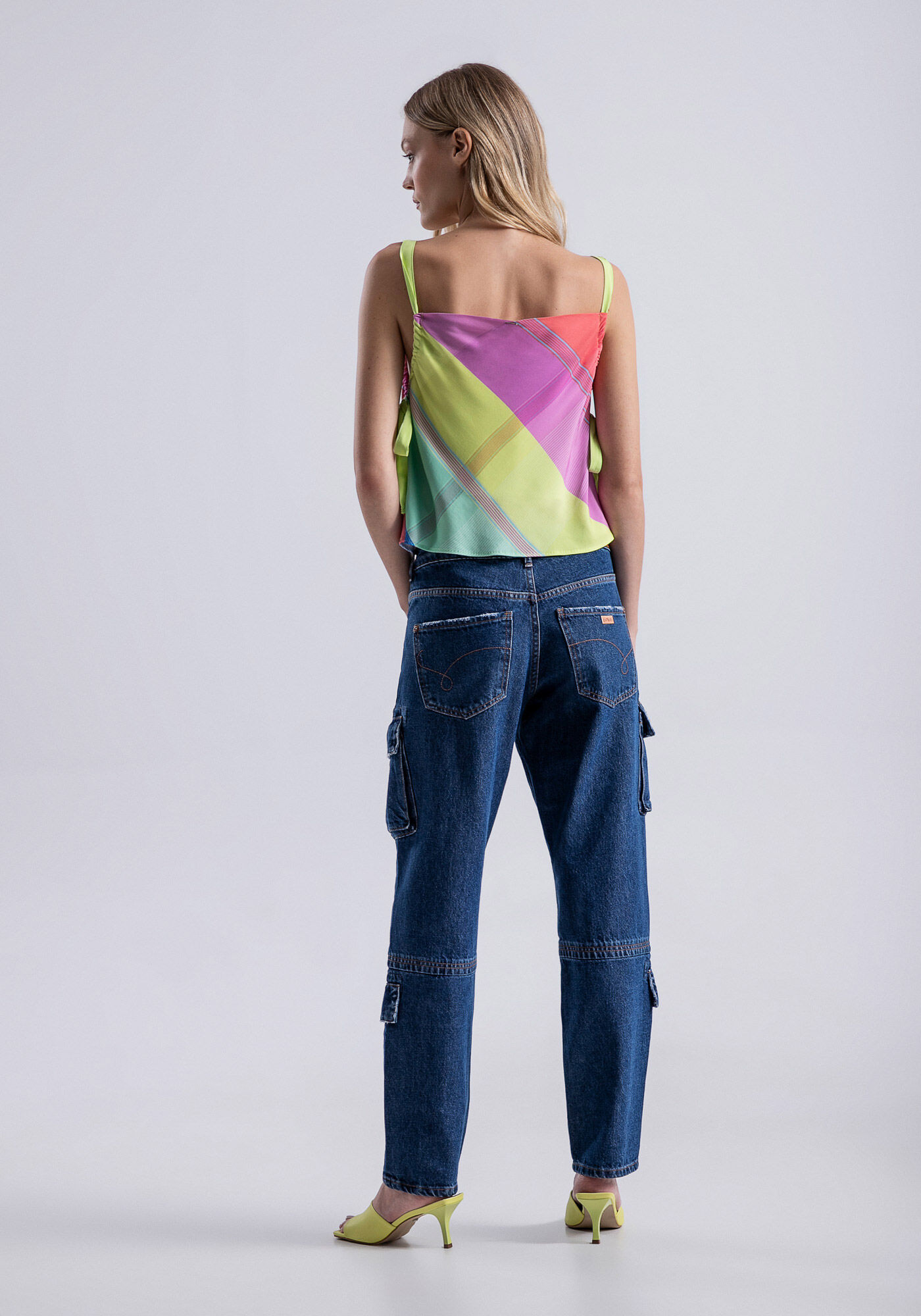 Blusa Decote Drapeado em Viscose com Amarra&ccedil;&atilde;o, , large.