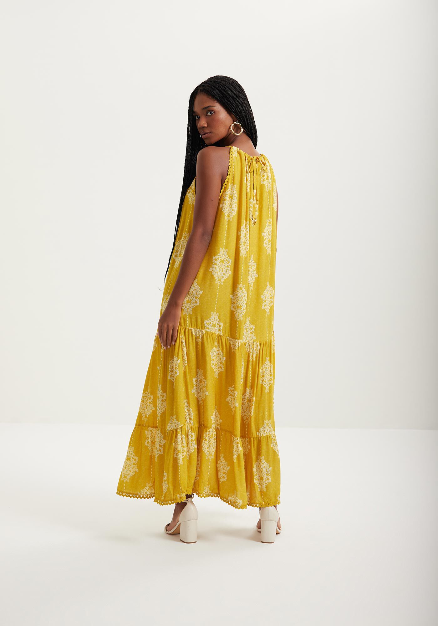 Vestido Estampado Midi Ch&aacute; Fluido Com Amarra&ccedil;&atilde;o Posterior, , large.