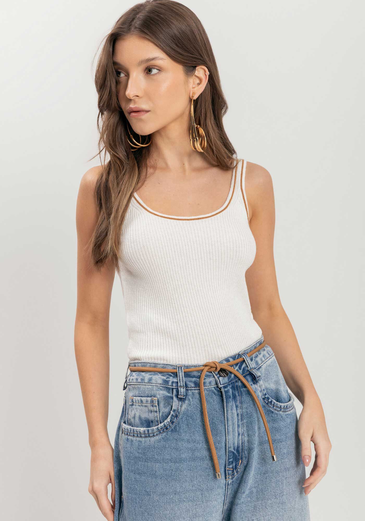 Blusa Regata Justa De Al&ccedil;as Em Tric&ocirc;, BRANCO OFF WHITE, large.