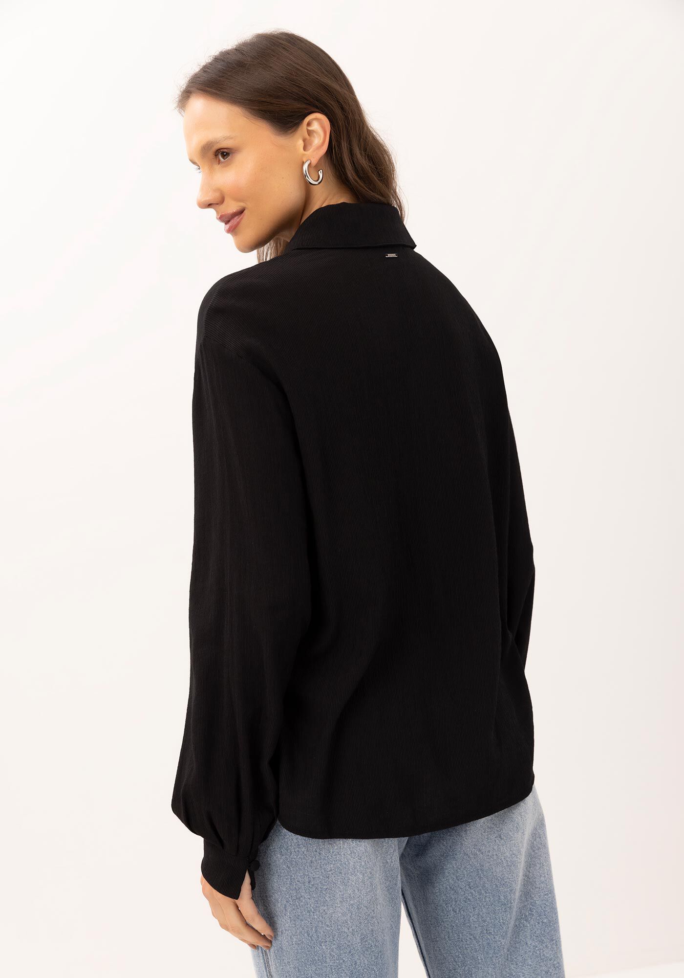 Camisa Manga Longa Alfaiataria em Viscose Texturizada, , large.