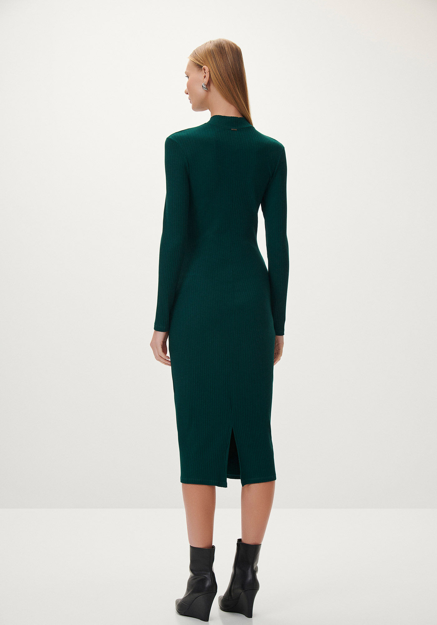 Vestido midi gola on sale alta manga longa