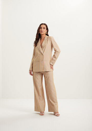 Blazer Alongado Em Alfaiataria Com Lapelas E Botões Forrados, BEGE CENTURY. Blazer Alongado Em Alfaiataria Com Lapelas E Botões Forrados, BEGE CENTURY, large.