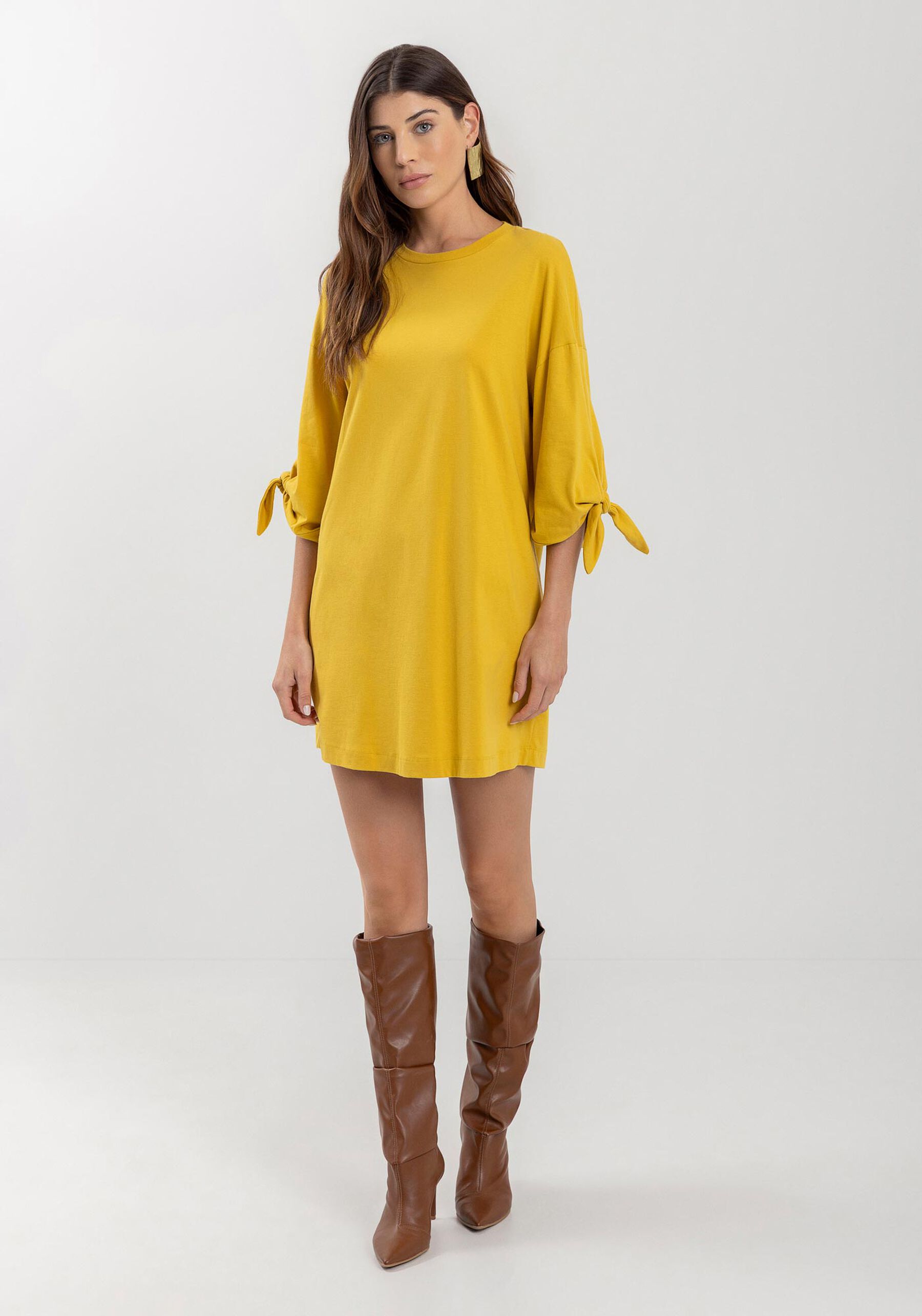 Vestido Curto Em Malha Penteada Com Mangas 3/4 E Amarrações, . Vestido Curto Em Malha Penteada Com Mangas 3/4 E Amarrações, , large.