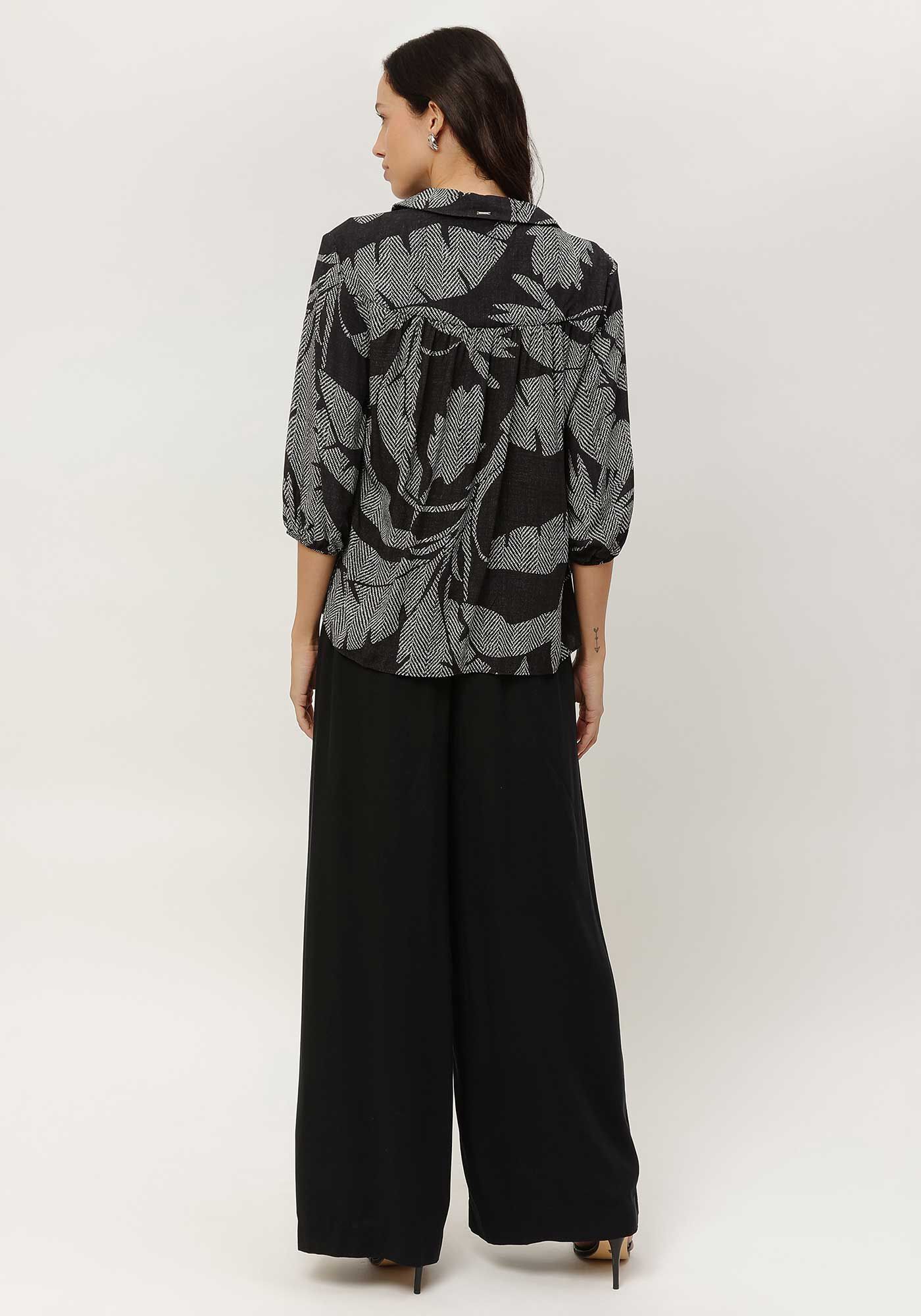 Camisa Estampada em Viscose com Manga 3/4 Bufante, , large.