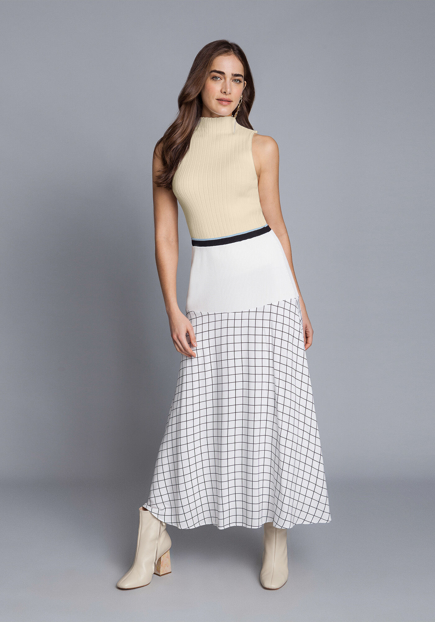 Blusa Gola Alta Sem Manga Tric&ocirc;, , large.