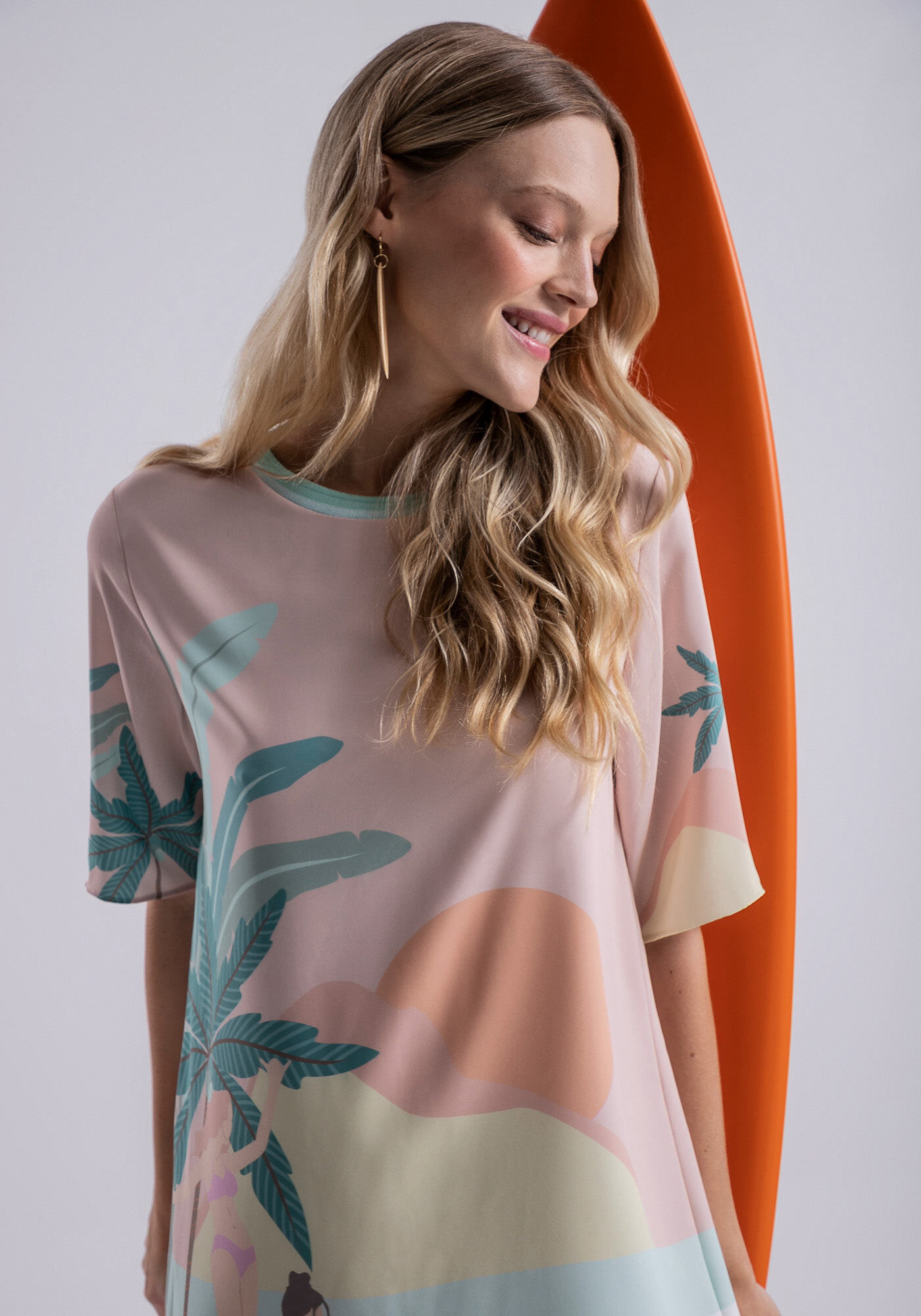 Vestido Curto Estampado com Retil&iacute;nea, , large.