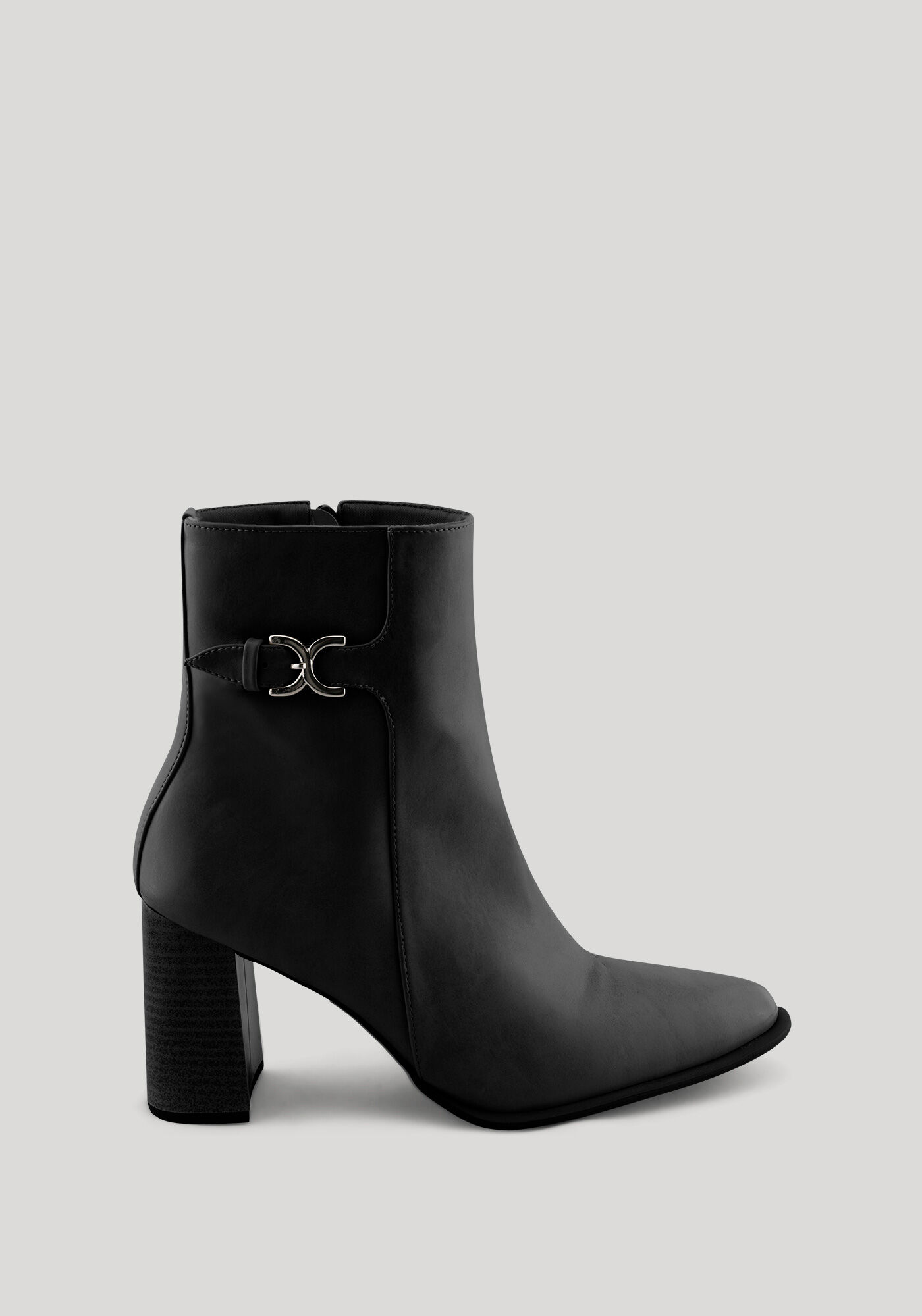 Bota De Cano M&eacute;dio Com Salto Bloco E Fivela Metalizada, , large.