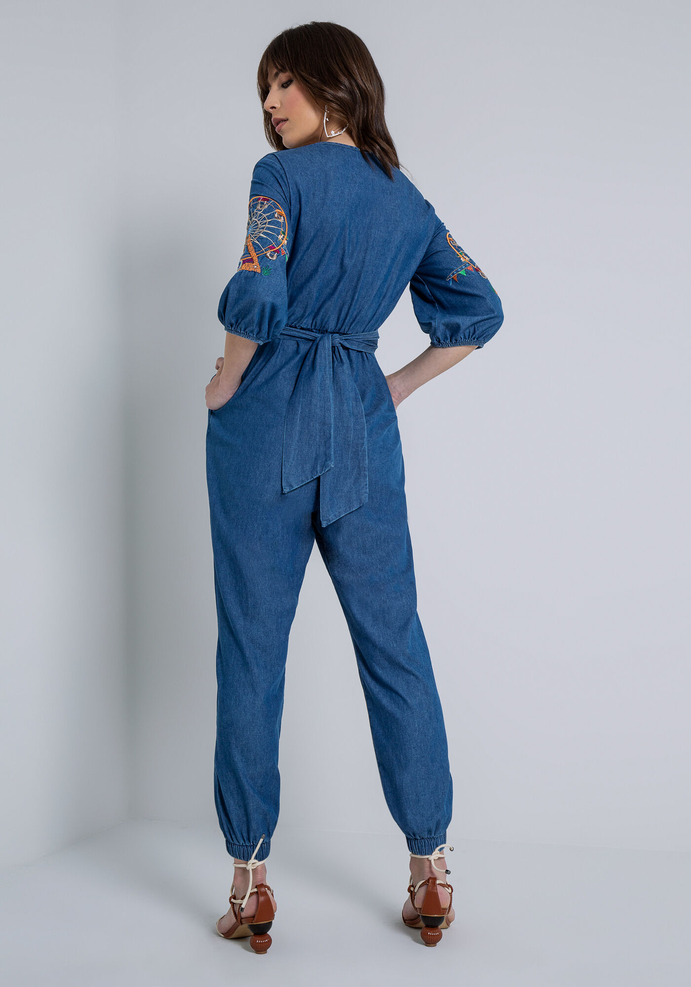 Macac&atilde;o Manga 3/4 Jeans com Bordado, JEANS, large.