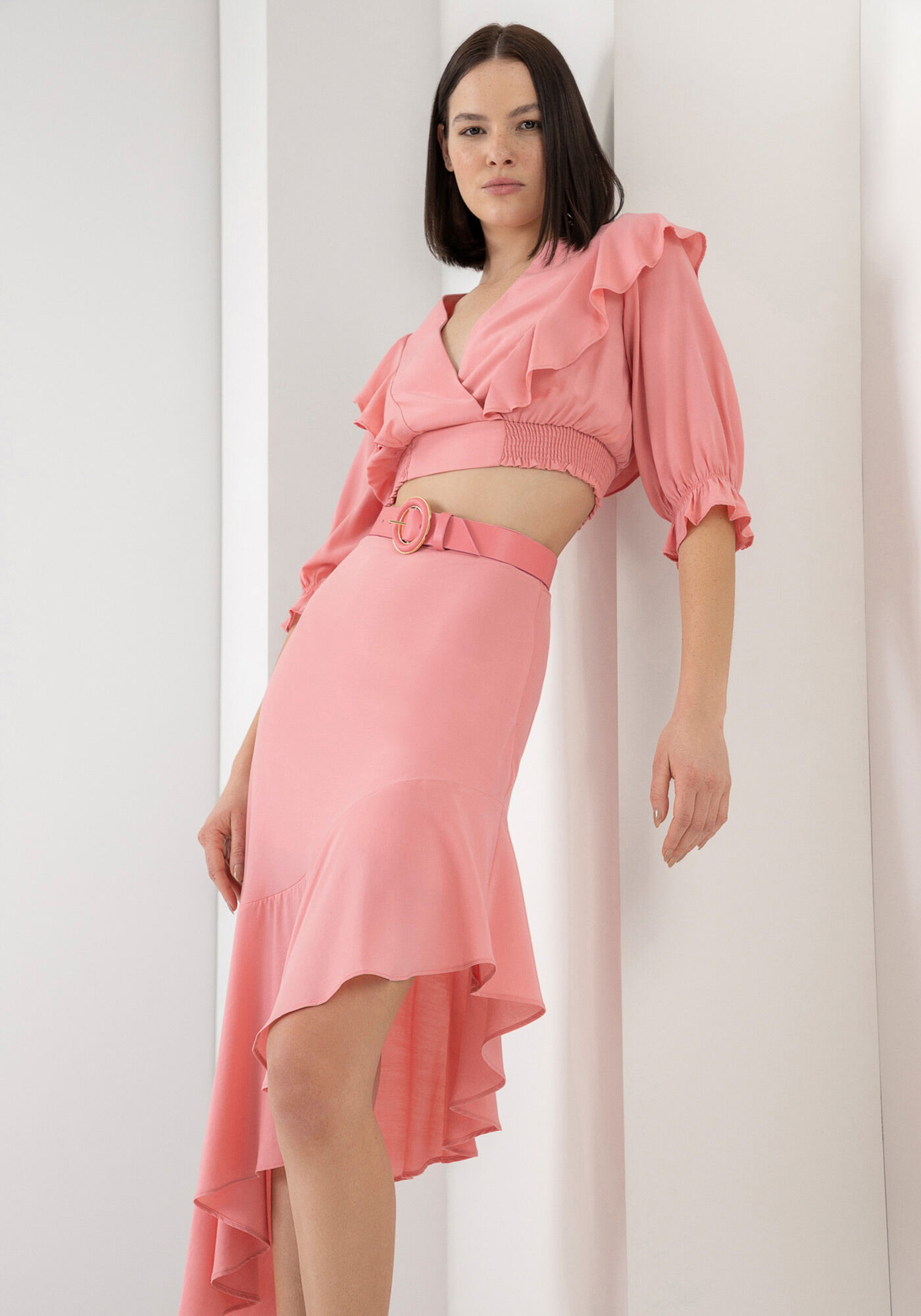 Saia Midi Assim&eacute;trica em Viscose com Babado, , large.