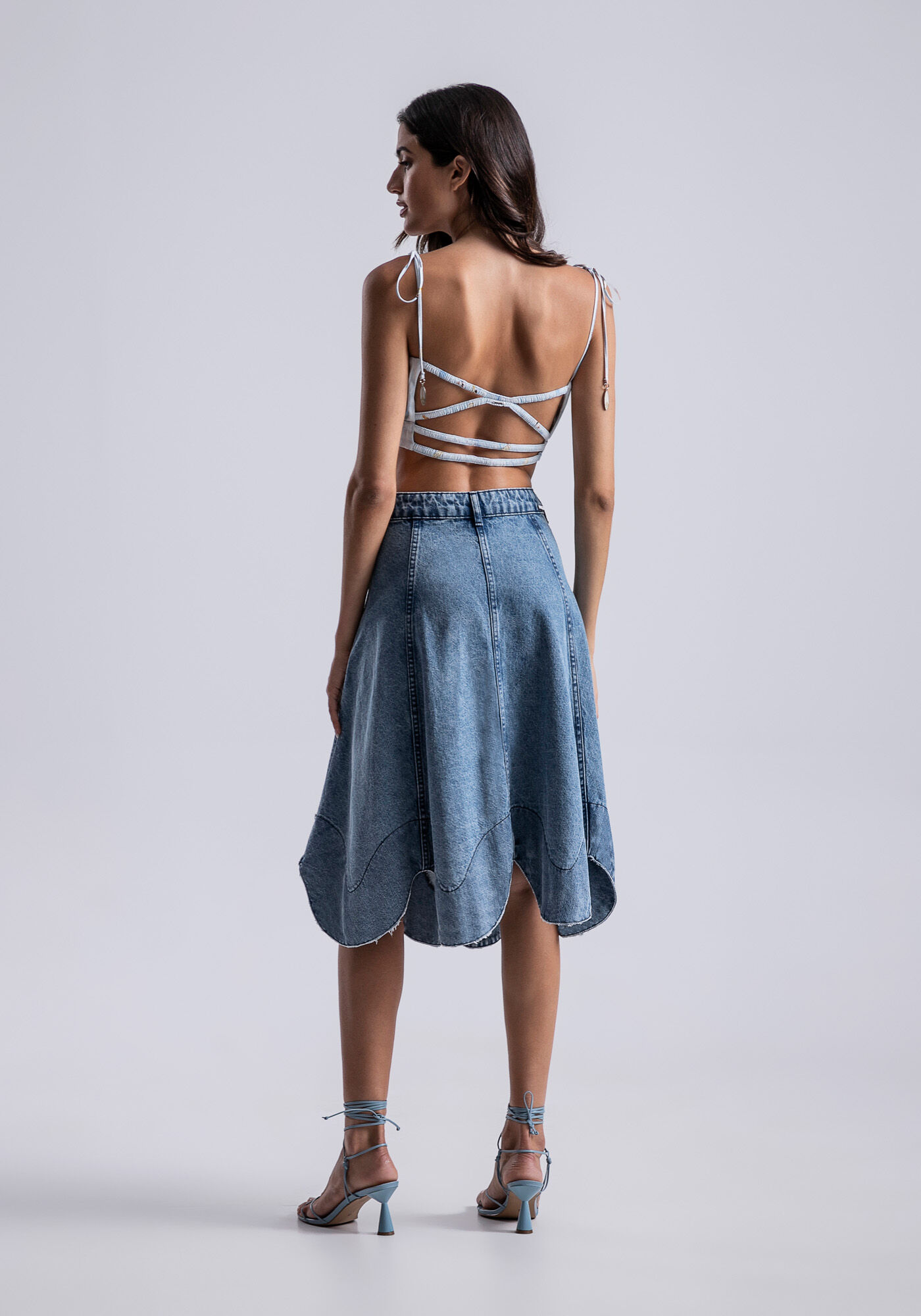 Saia Jeans Midi Evas&ecirc; com Recorte Barra, JEANS, large.