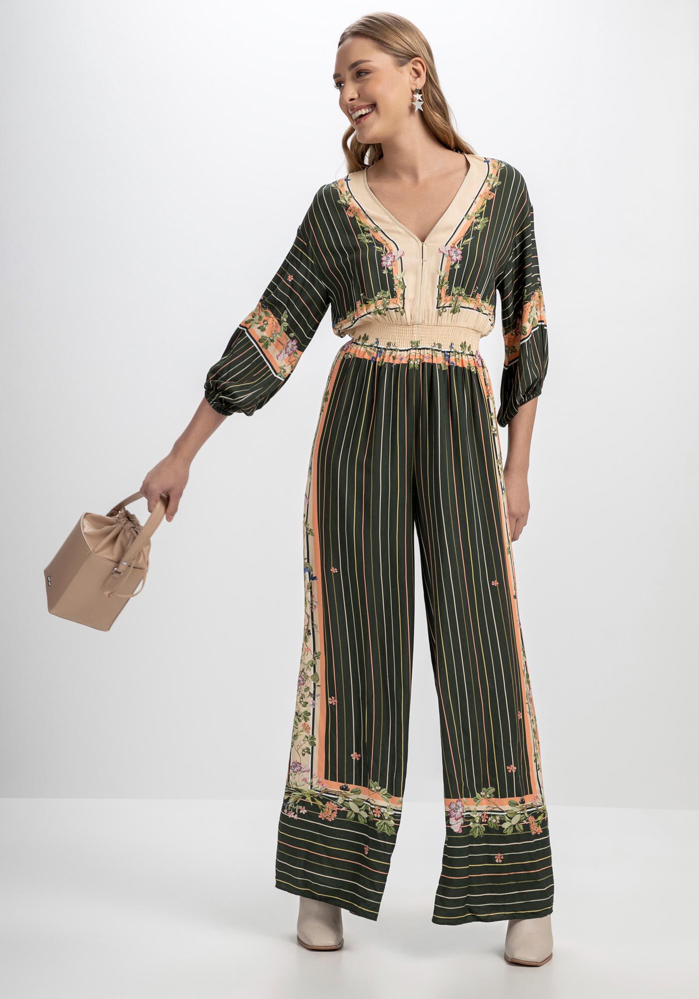 Macac&atilde;o Longo Estampado em Viscose com Manga 3/4, , large.