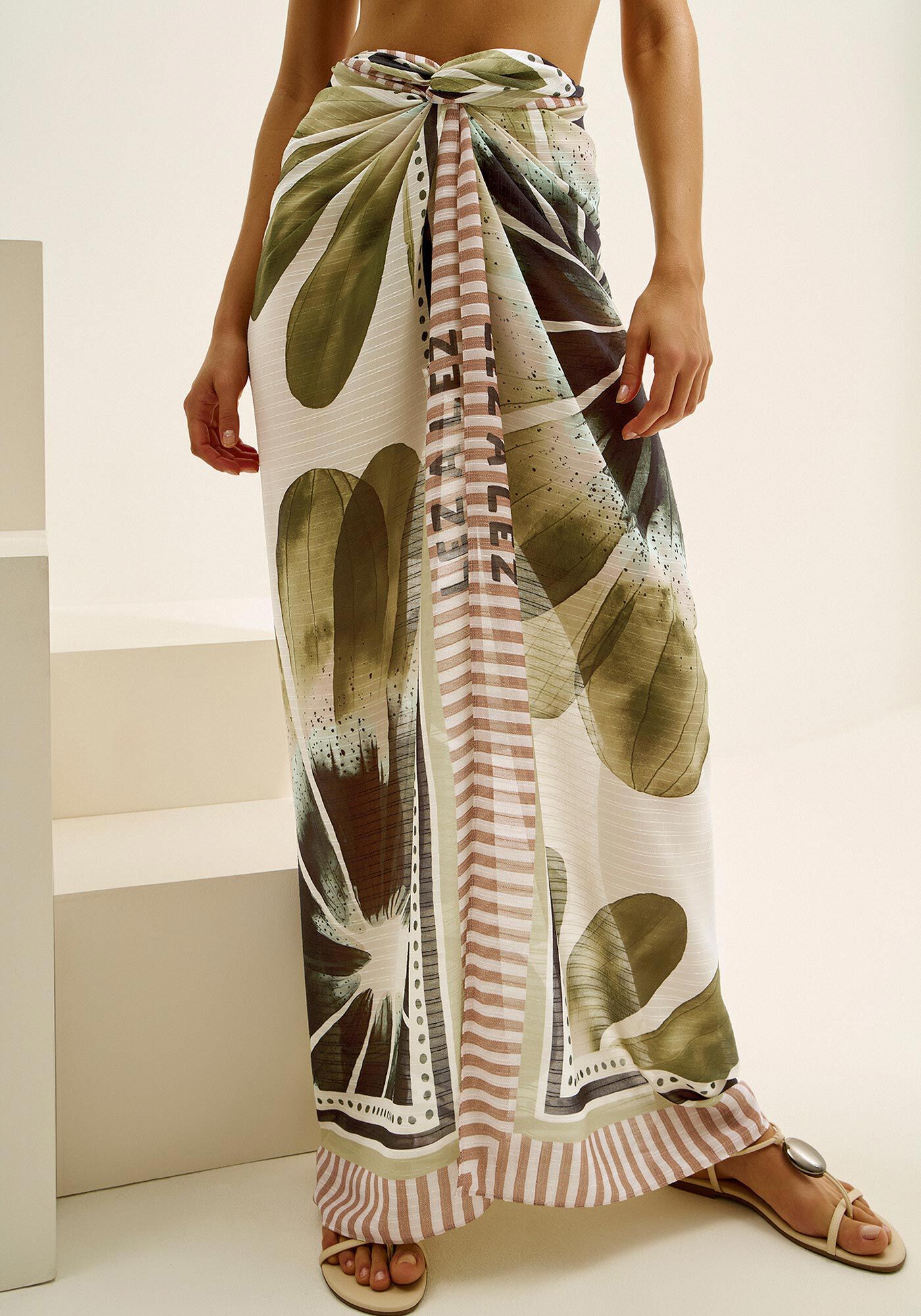 Canga M&aacute;xi Estampada com Leve Transpar&ecirc;ncia, , large.