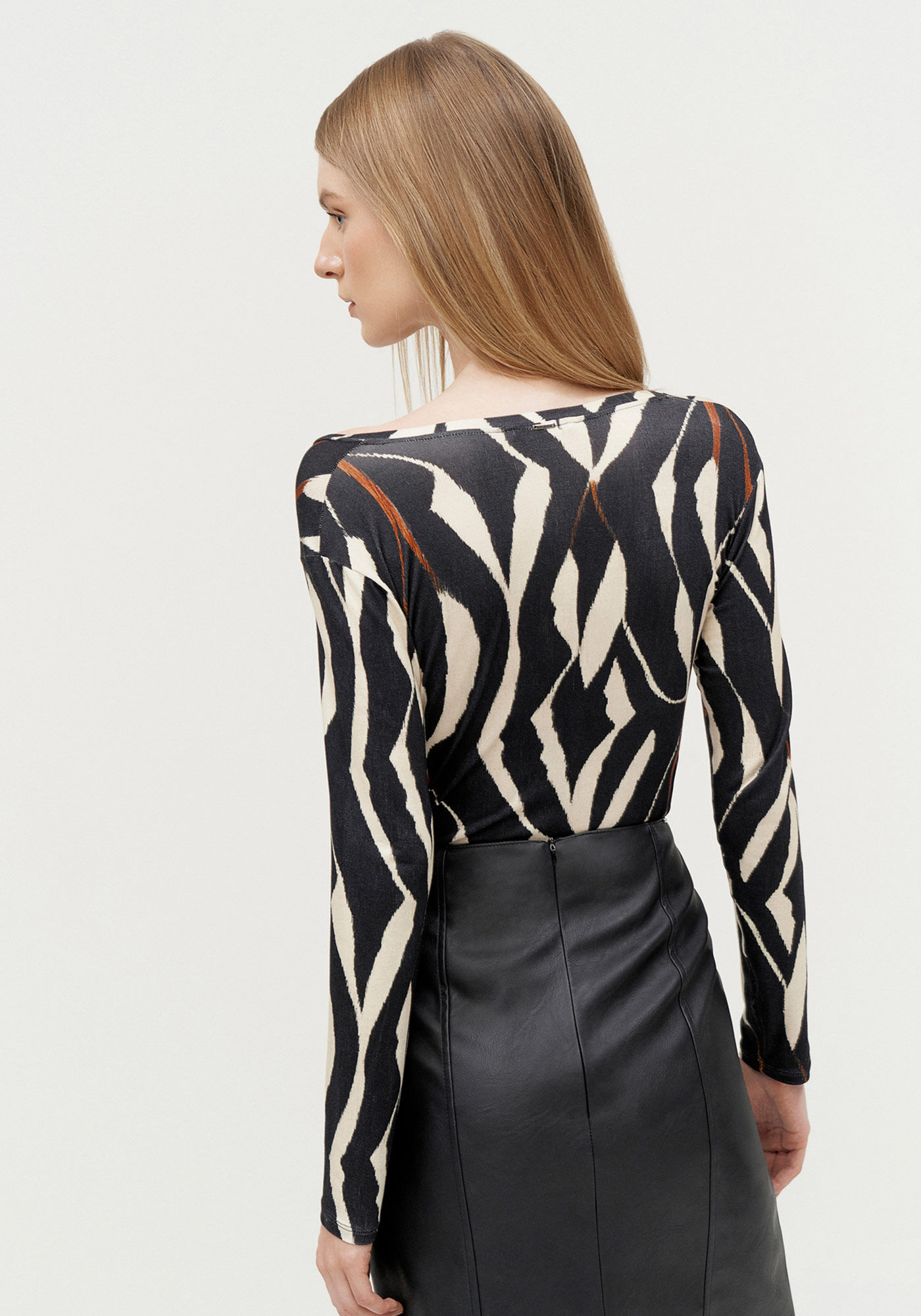 Blusa Manga Longa em Malha Viscose Estampada, , large.