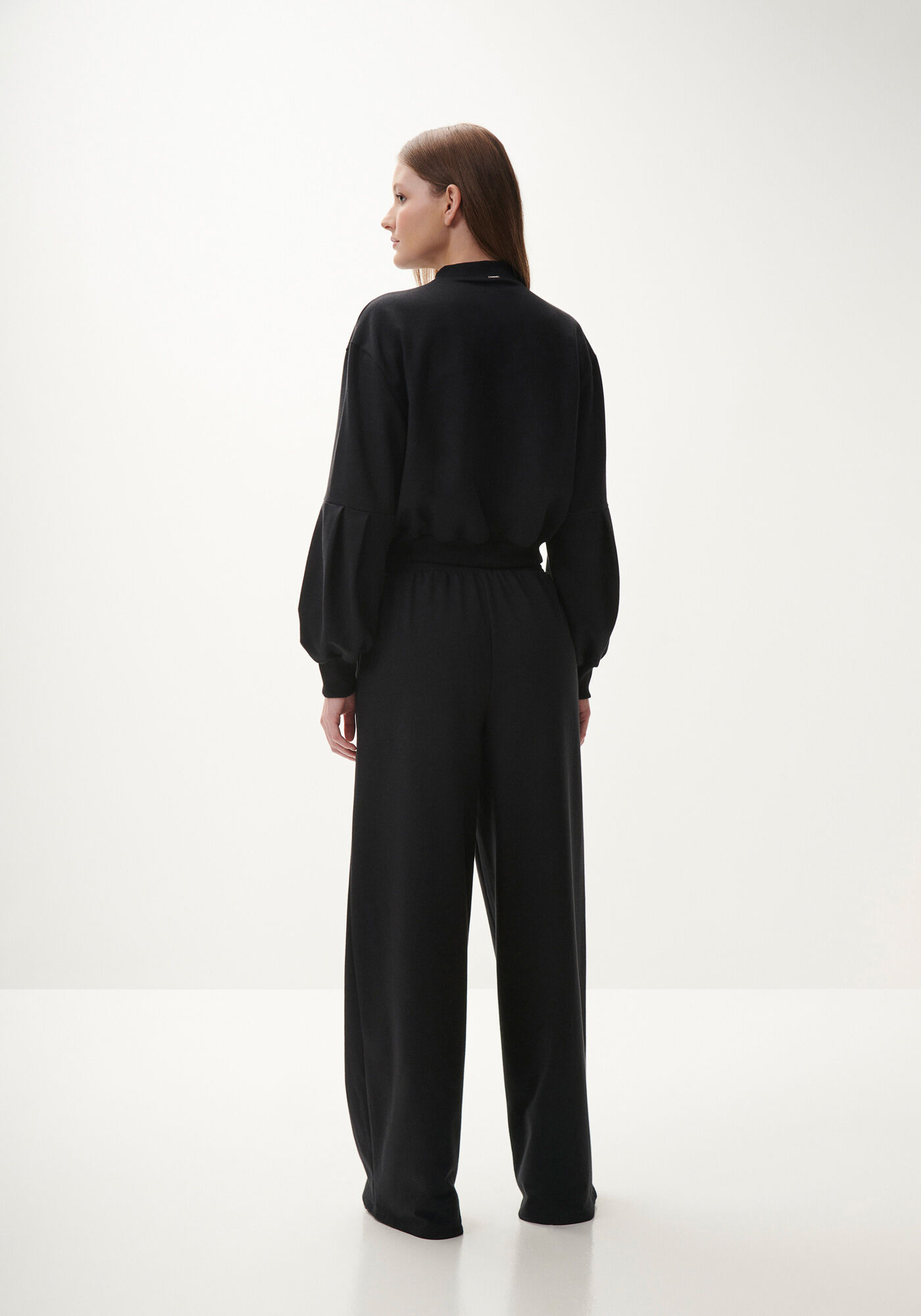 Blus&atilde;o Cropped Manga Bufante com Bordado Borboleta, , large.