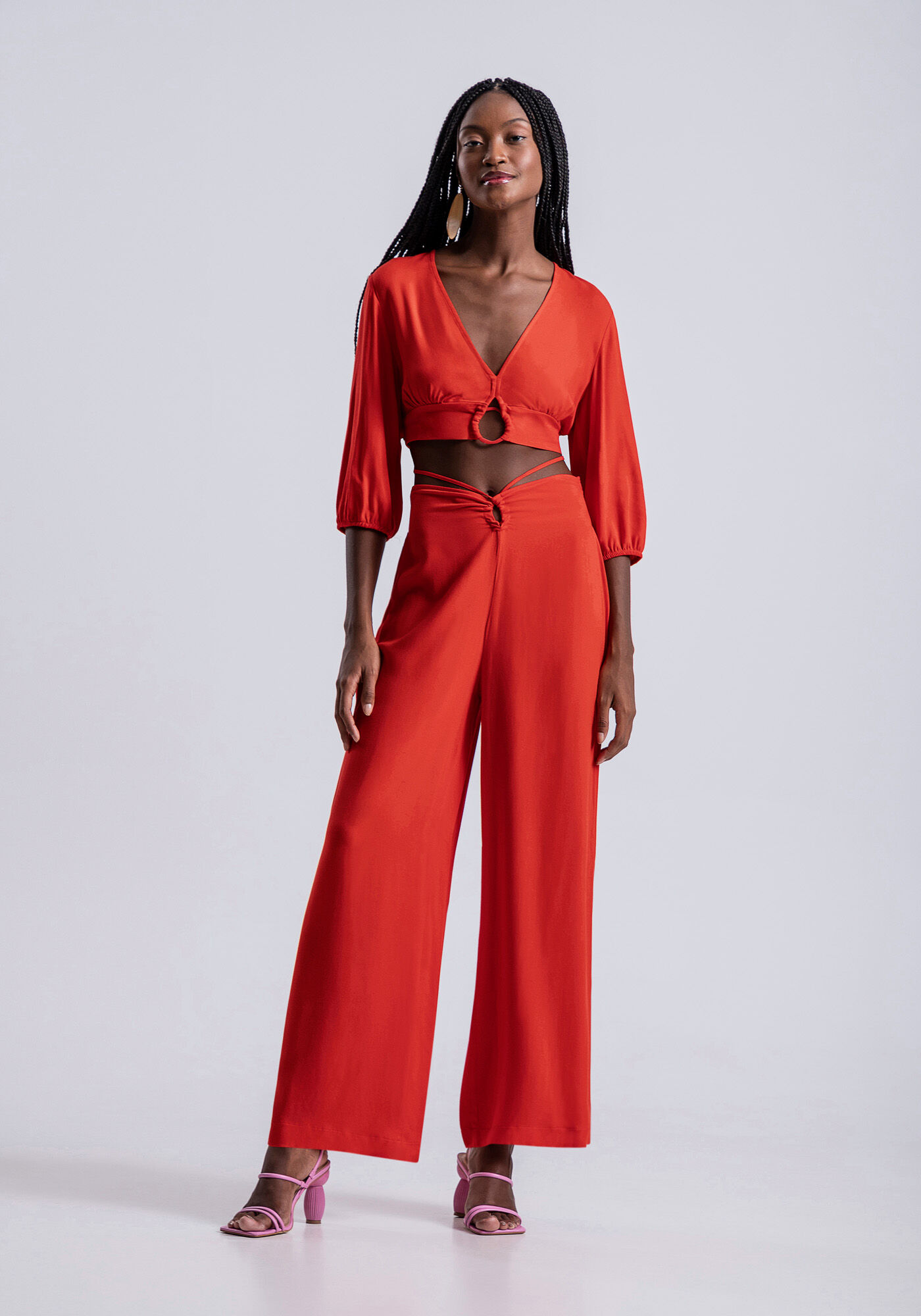 Blusa Cropped em Crepe com Recorte Argola, , large.