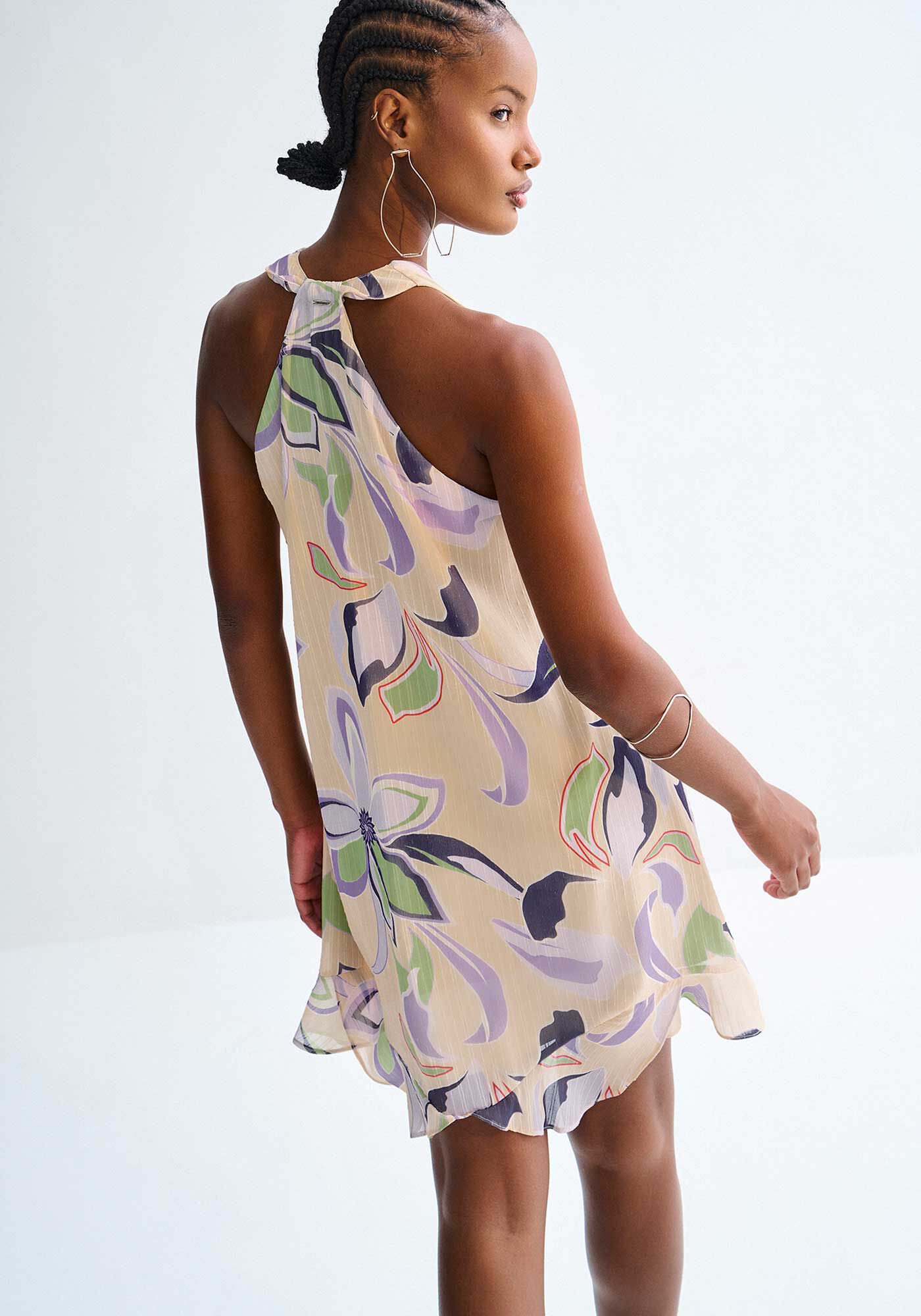 Vestido Curto Amplo em Tecido Risca de Giz Estampado, , large.