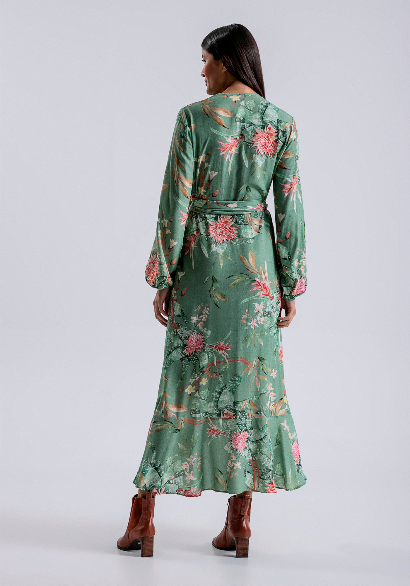 Vestido Midi Transpassado em Viscose com Fivela, HERBARIO, large.