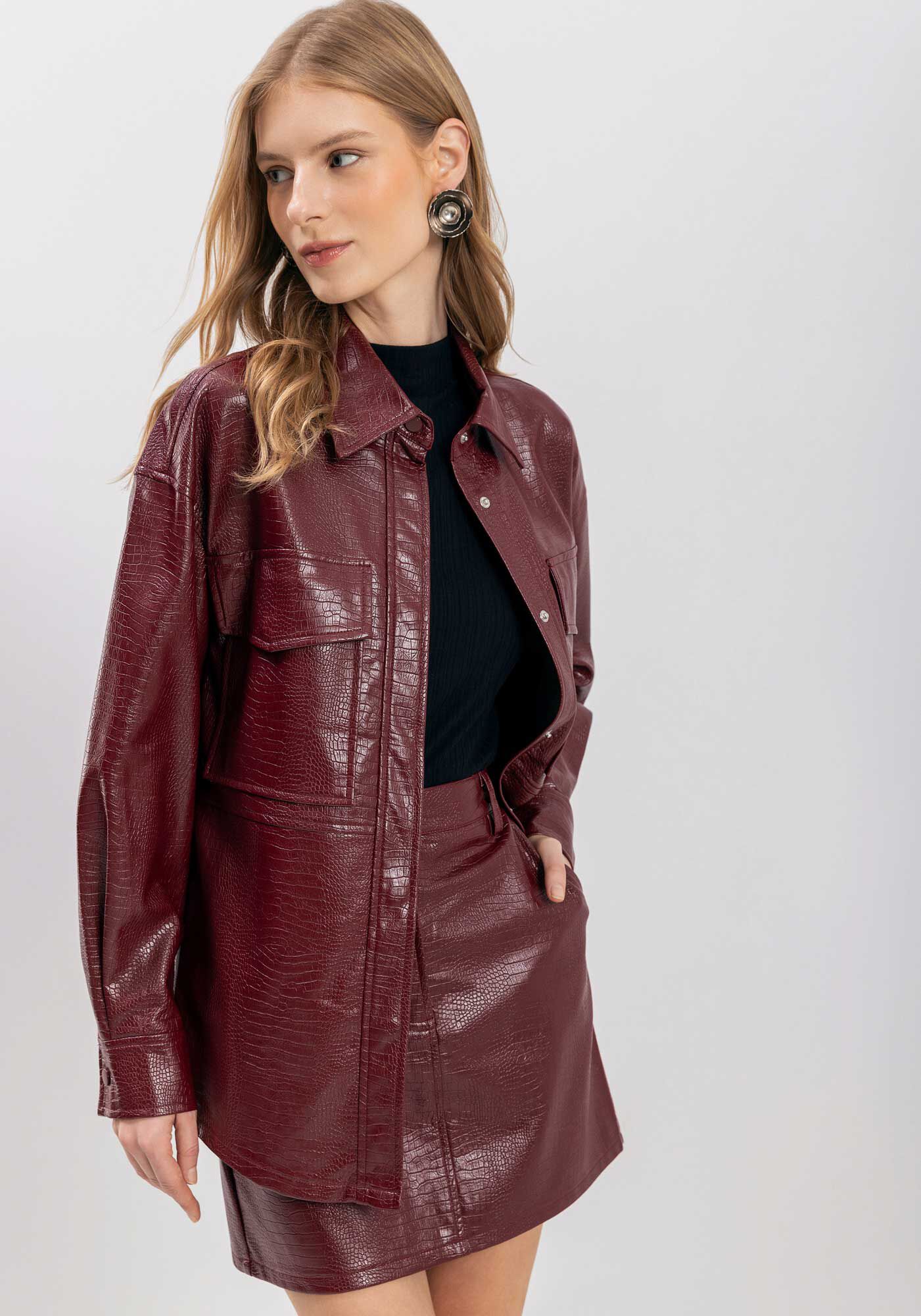 Camisa Alongada De Mangas Longas Com Bolsos Em PU Croco, , large.