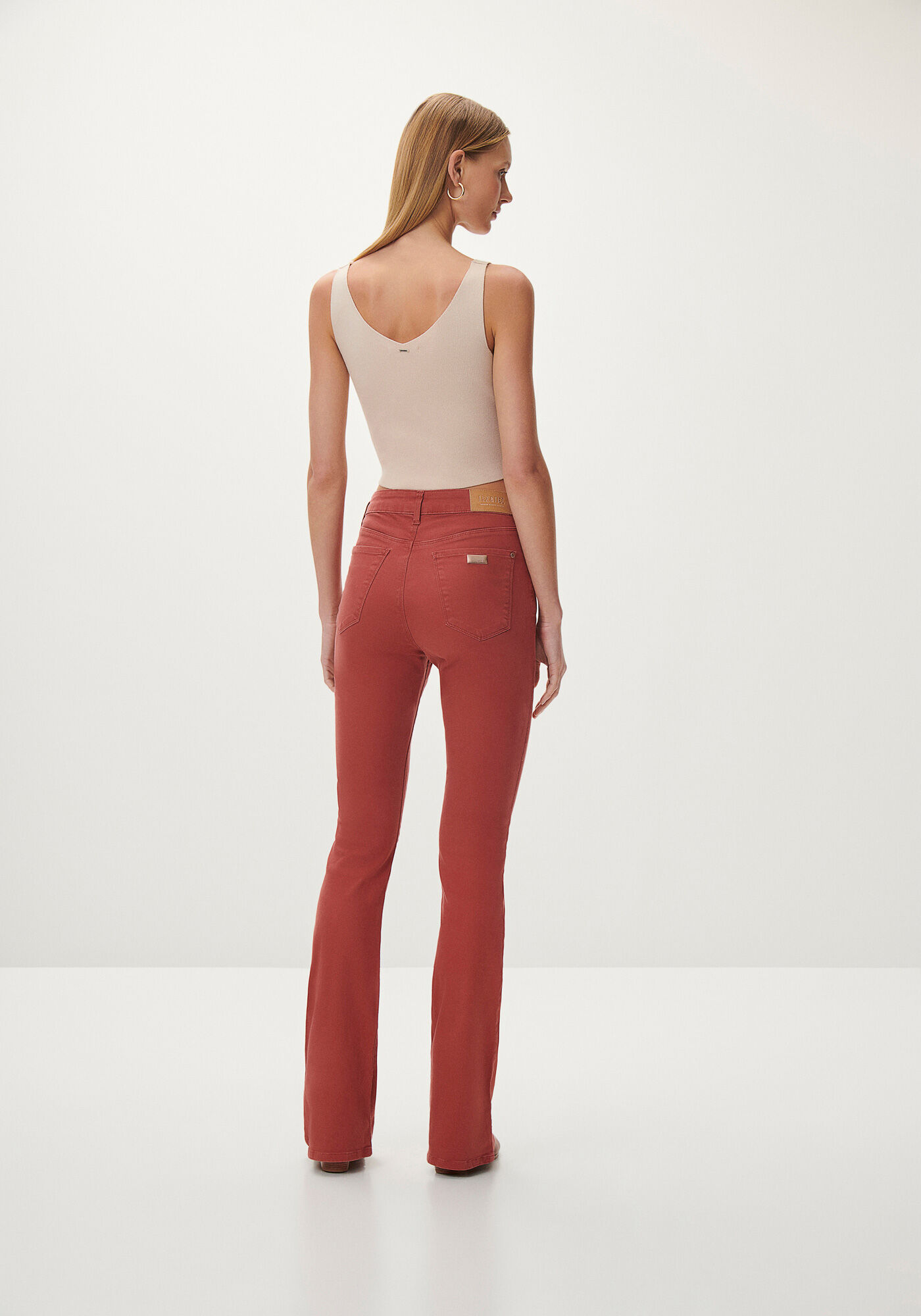 Cal&ccedil;a Sarja Flare Bootcut com Cintura Alta, MARROM MUSTANG, large.