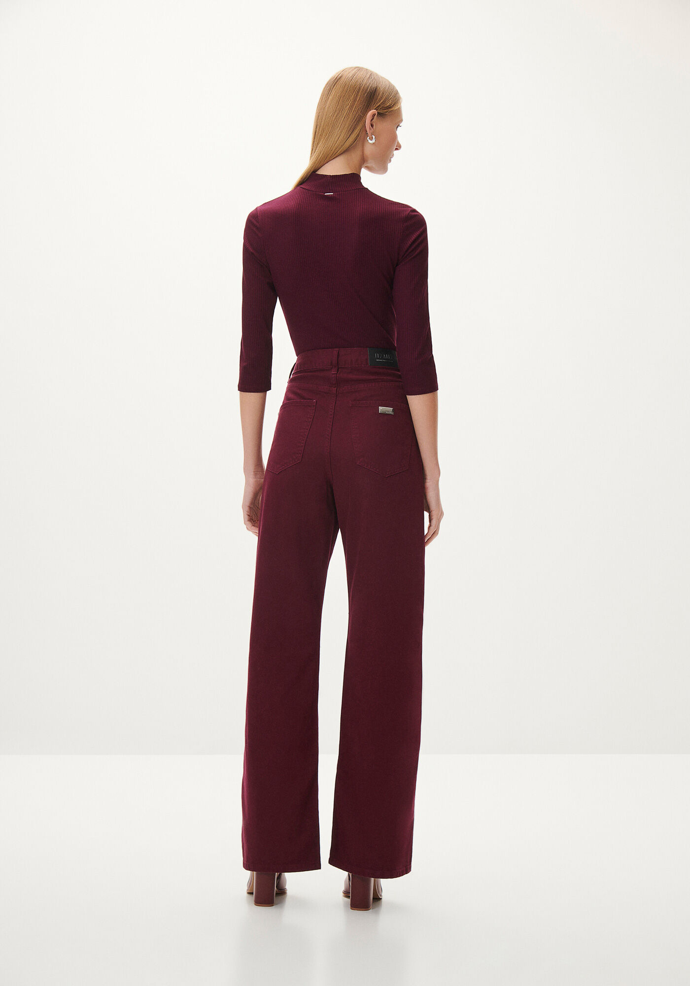 Blusa Manga 3/4 Cropped Canelada com Gola Alta, , large.