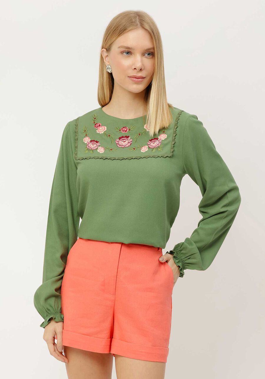 Blusa Manga Longa em Crepe com Bordado Floral, VERDE TURTLE. Blusa Manga Longa em Crepe com Bordado Floral, VERDE TURTLE, large.