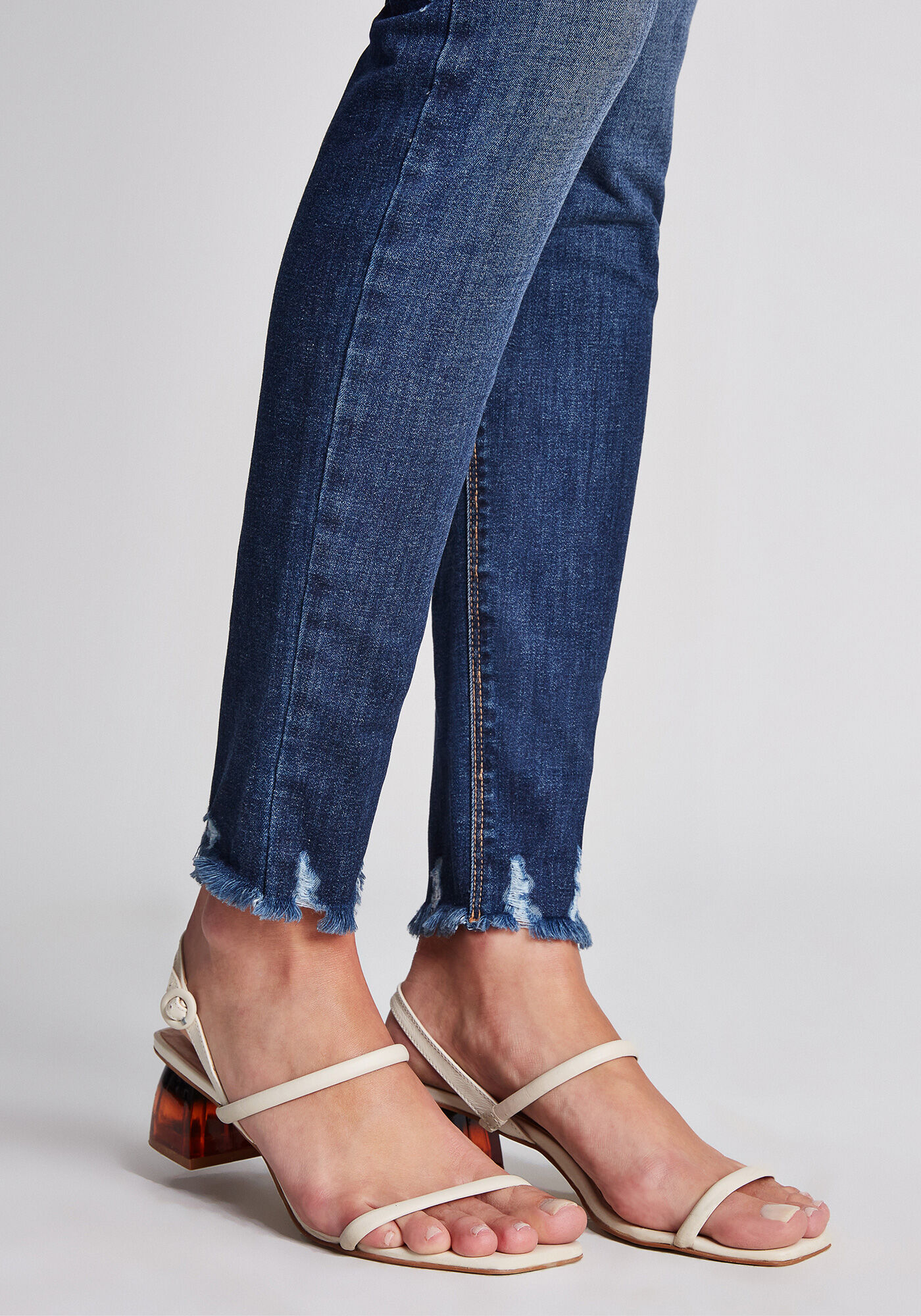 Cal&ccedil;a Cintura Alta Cropped Flat Belly, , large.