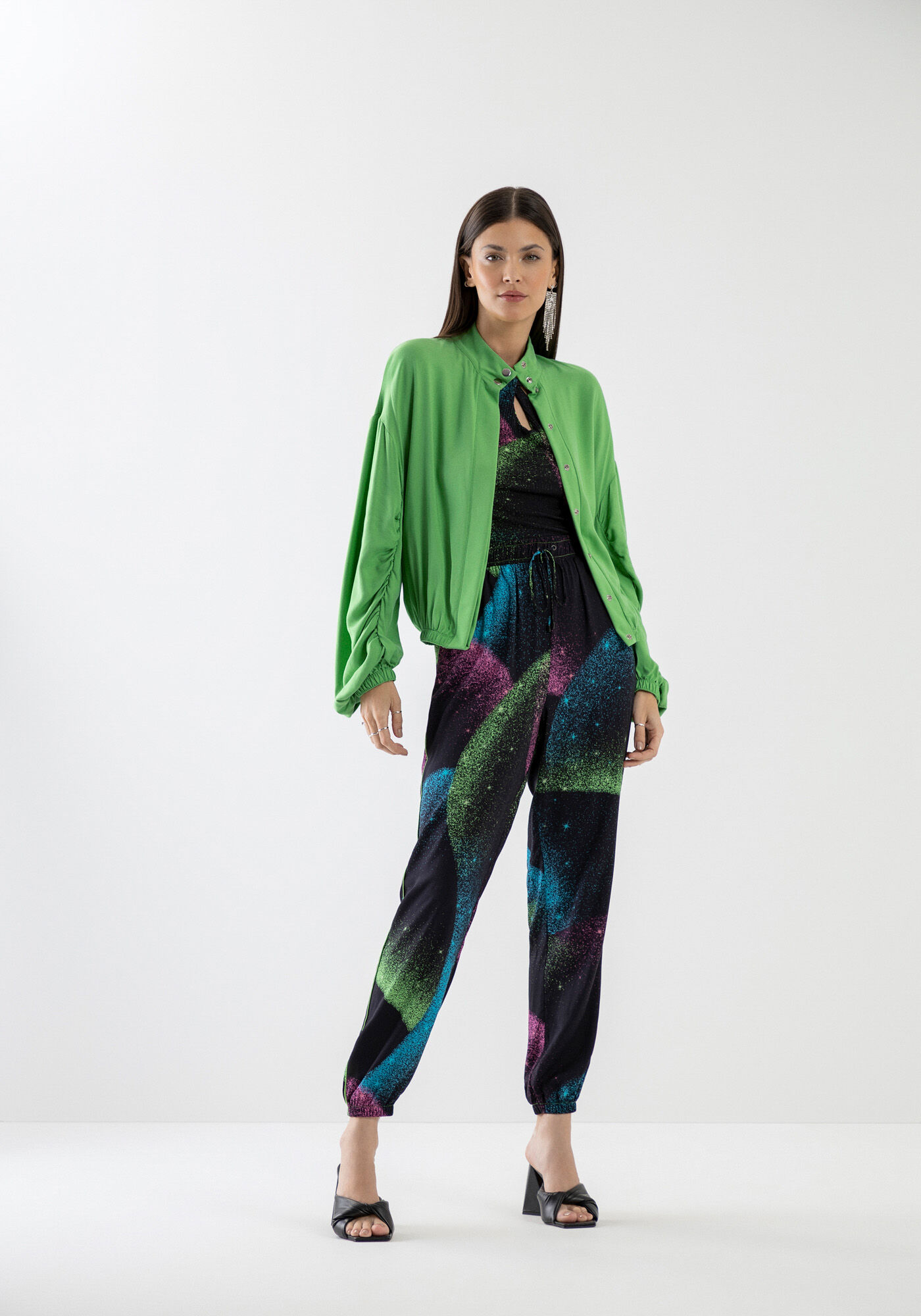 Jaqueta Bomber em Viscose com Manga Bufante, , large.