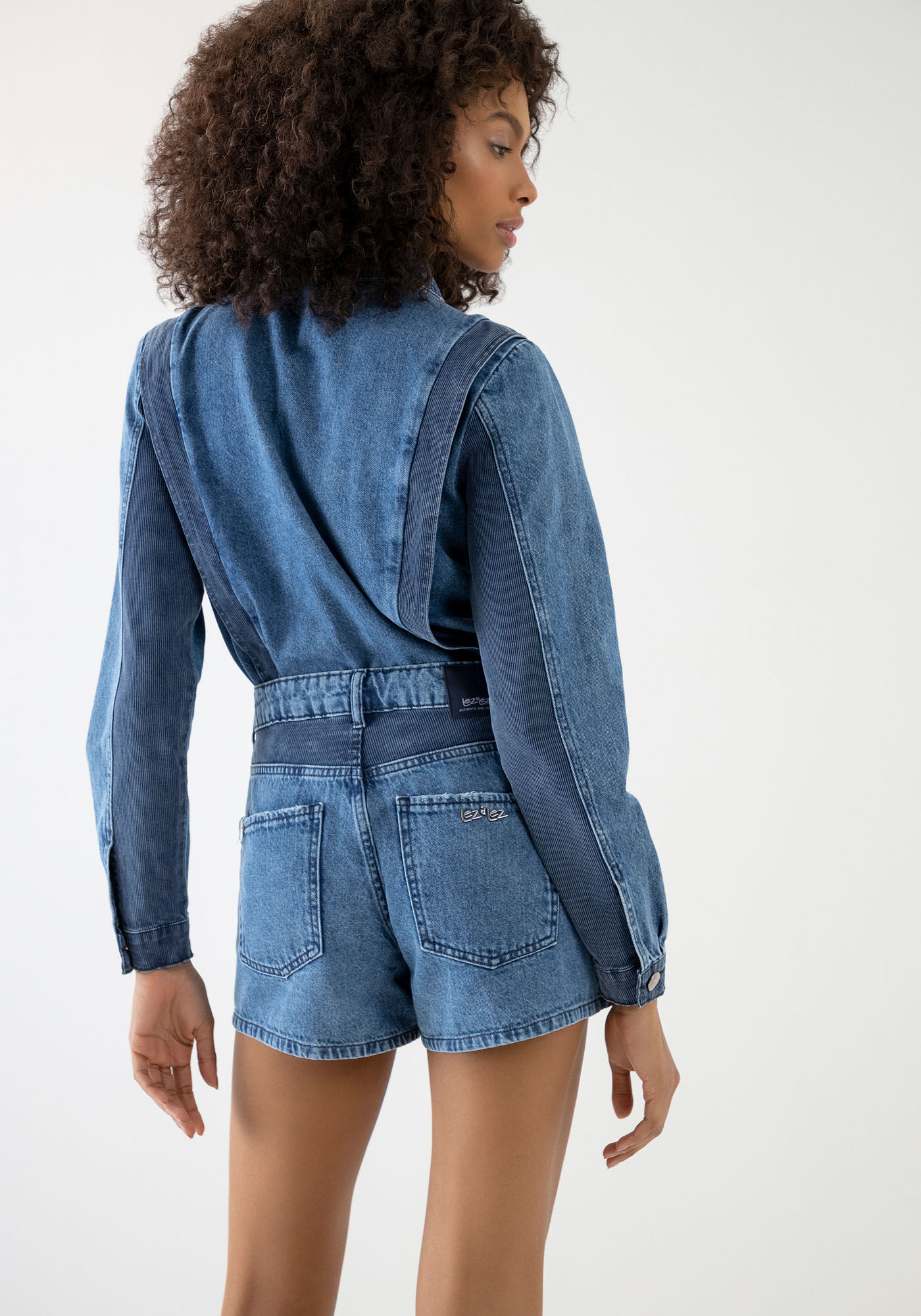 Shorts Jeans Boyfriend com Recortes Duo, JEANS, large.