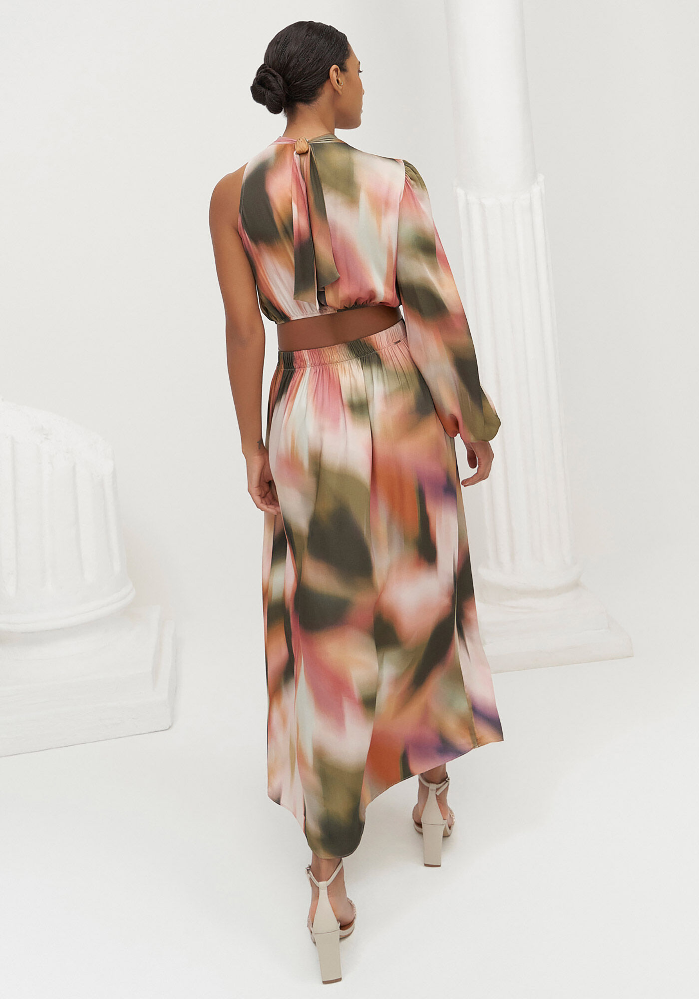 Vestido Midi Estampado em Viscose com Um Ombro S&oacute;, , large.