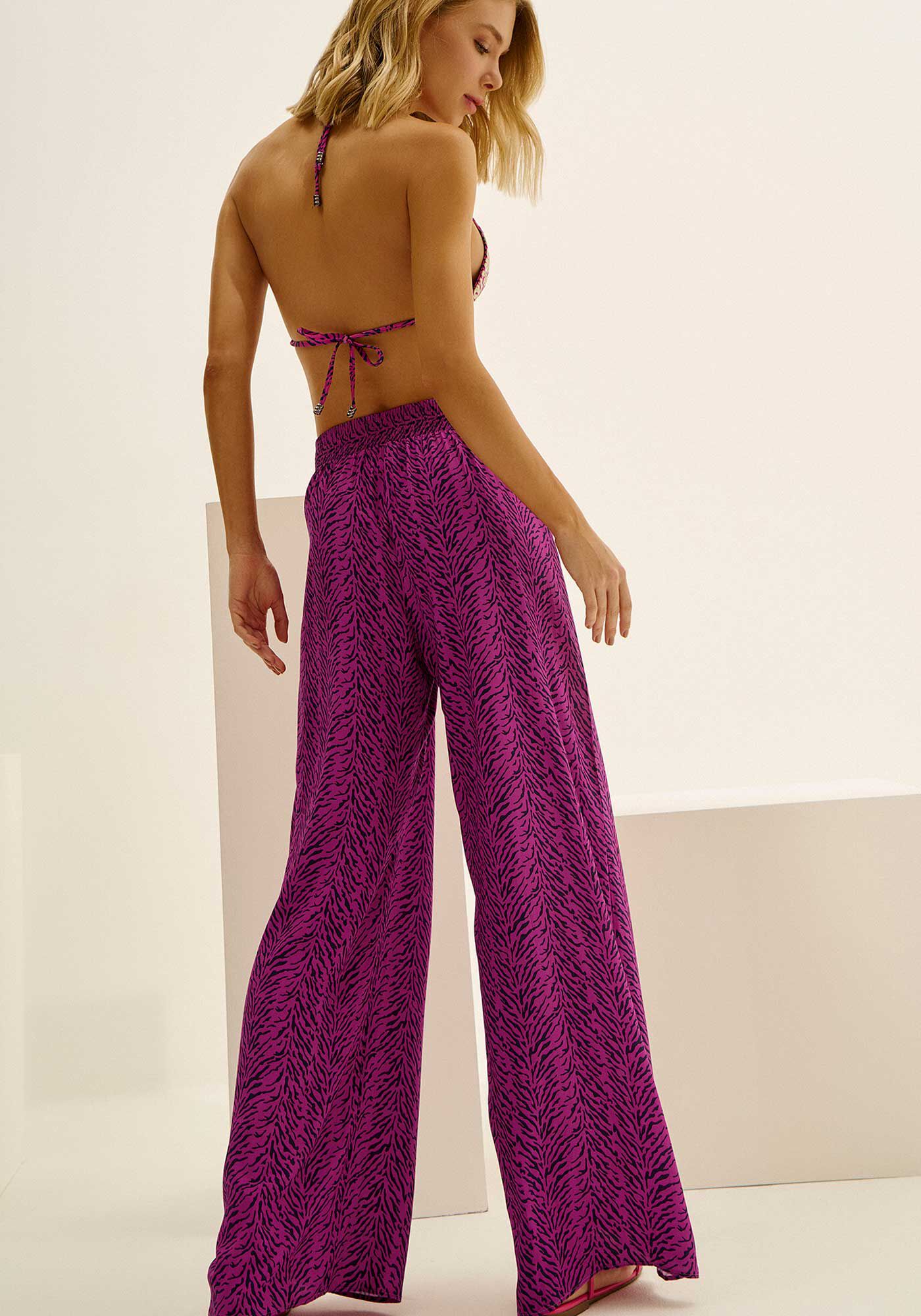 Cal&ccedil;a Reta Sa&iacute;da de Praia em Viscose Estampada, , large.