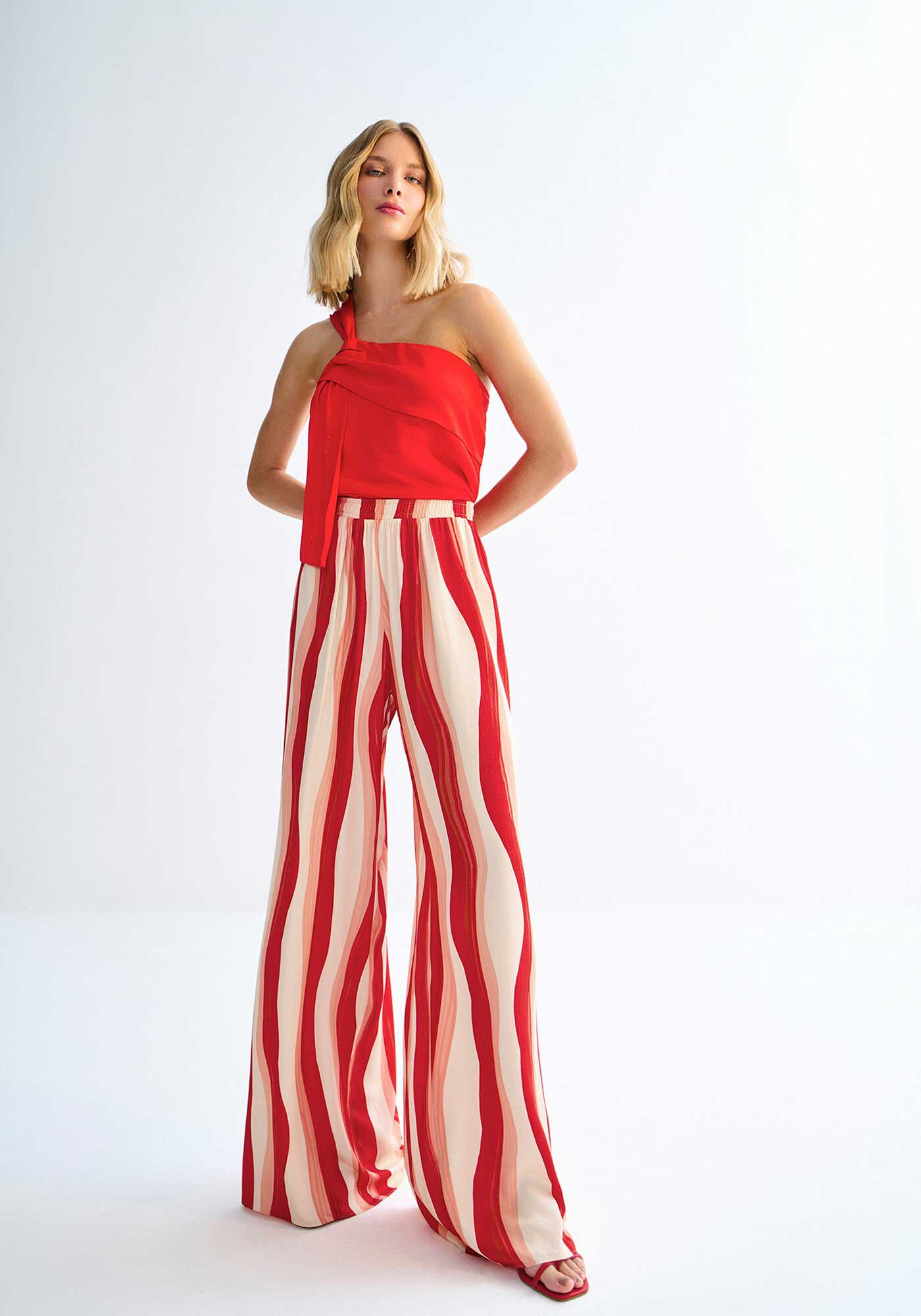 Cal&ccedil;a Pantalona em Viscose Estampada com El&aacute;stico, , large.