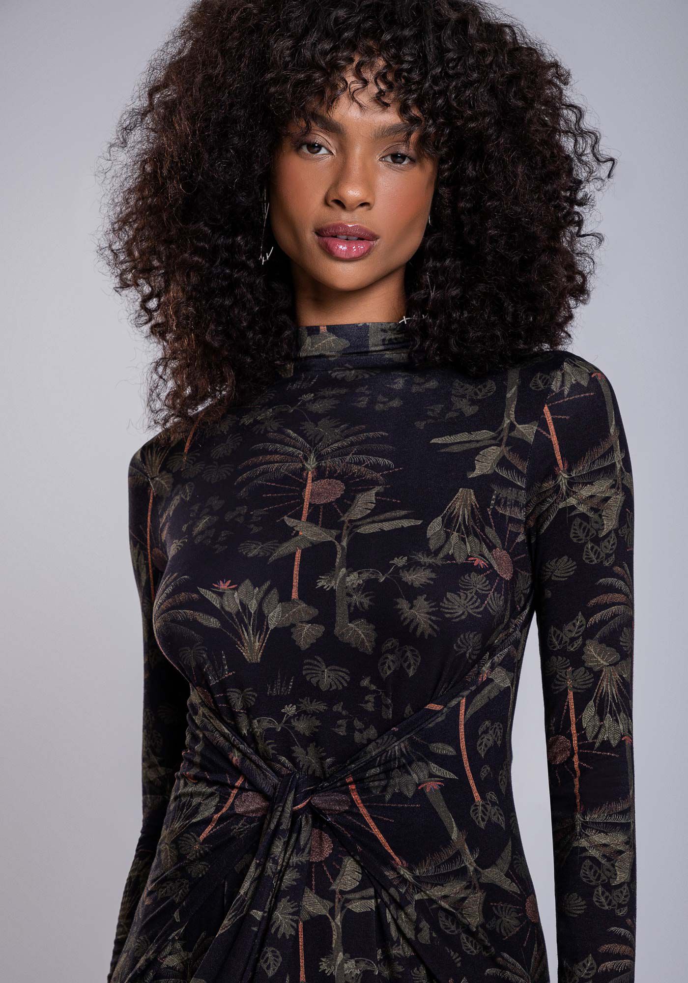 Vestido Midi em Malha com Amarra&ccedil;&atilde;o Cintura, SONHO TROPICAL, large.