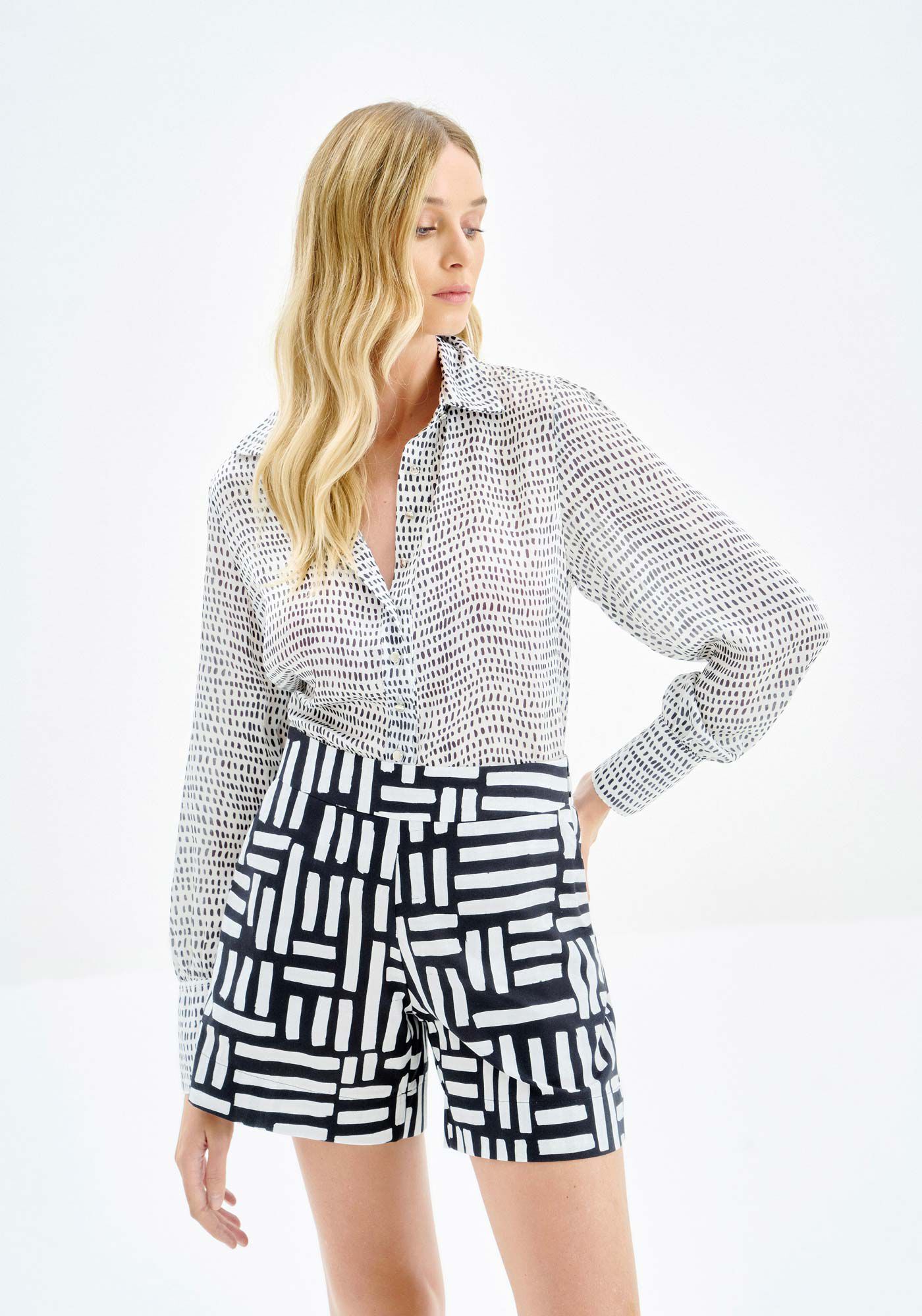 Camisa Manga Bufante em Cetim Estampada, , large.