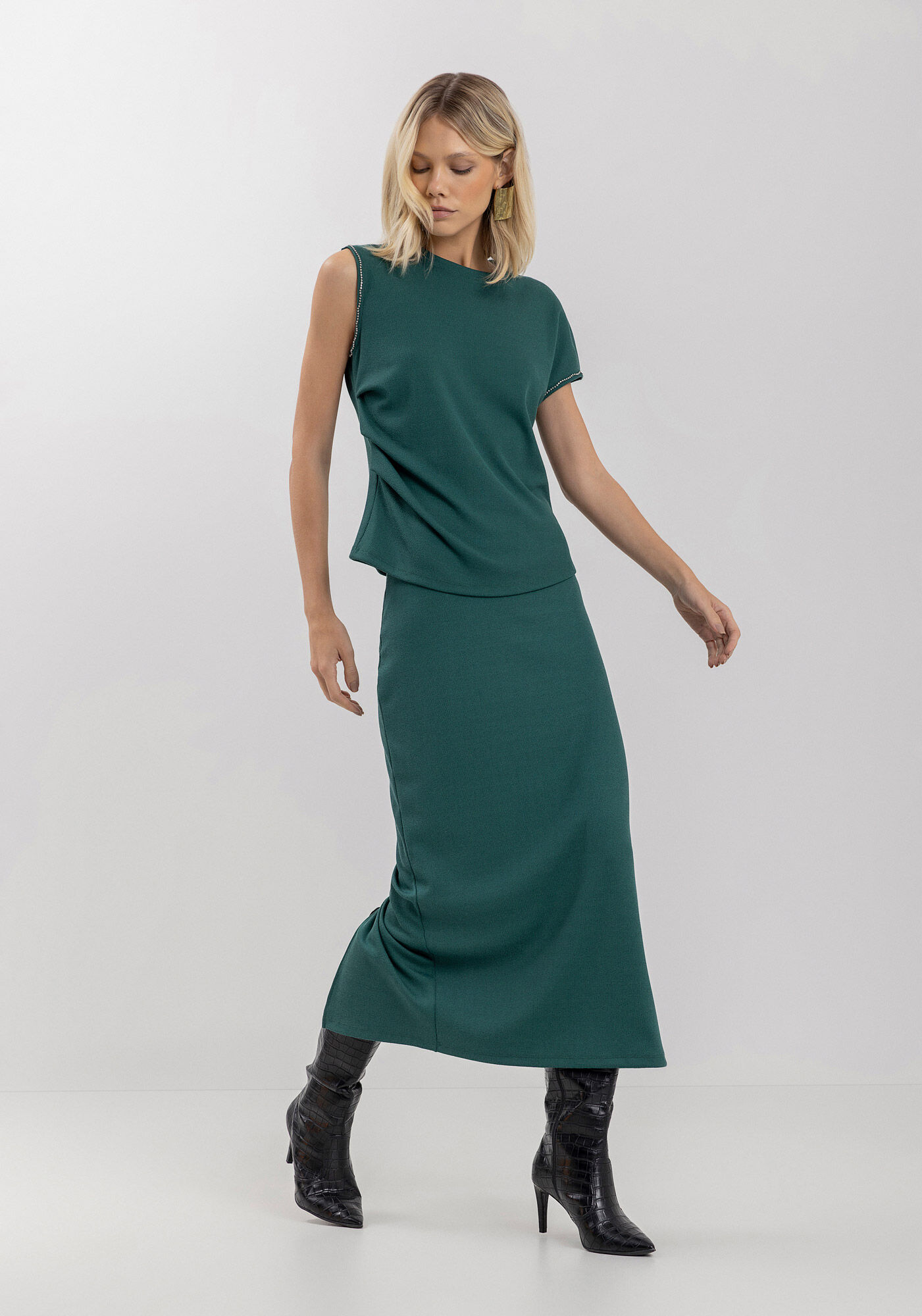 Blusa De Malha Com Manga &Uacute;nica E Aplica&ccedil;&otilde;es De Strass, , large.