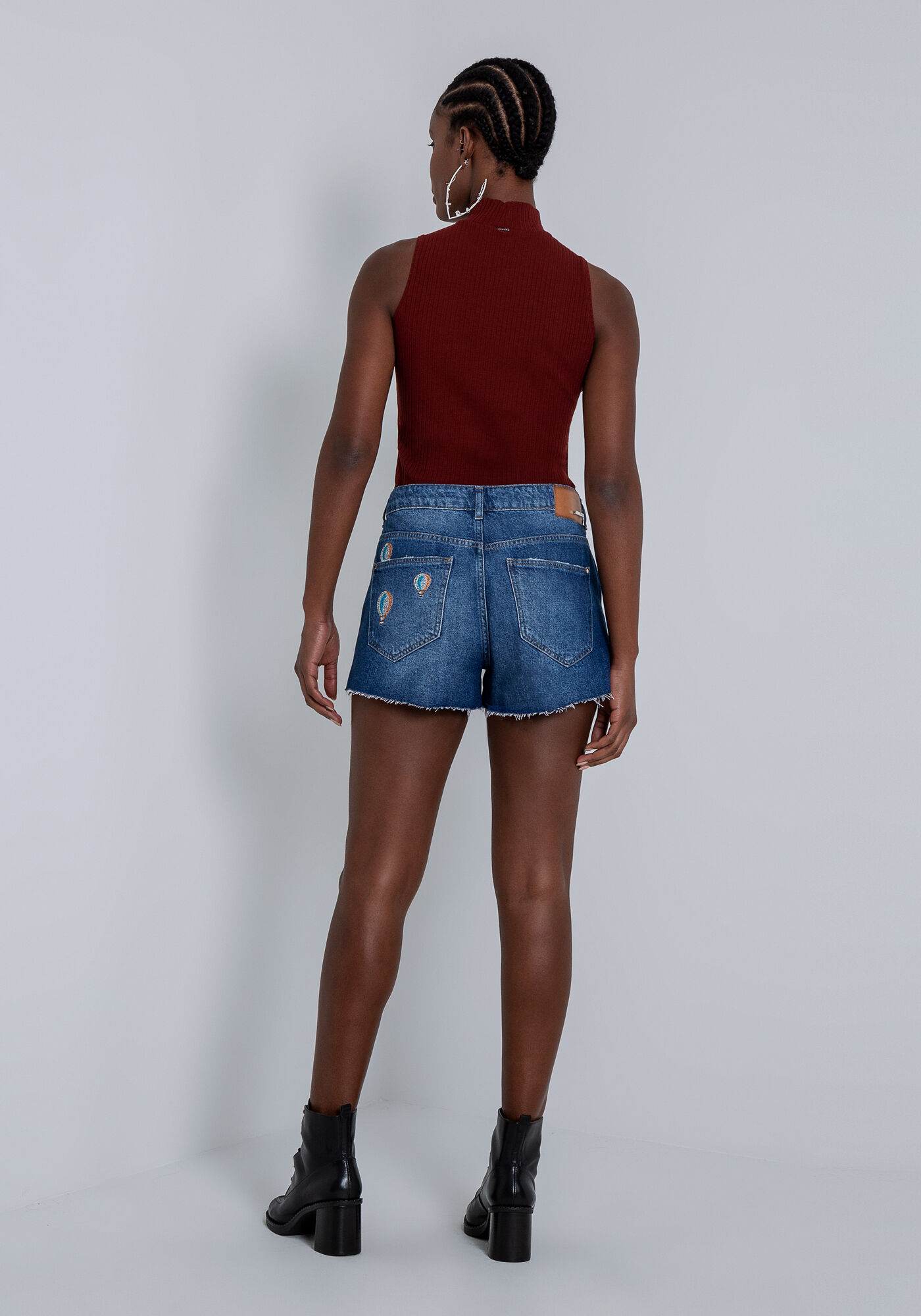 Shorts Jeans Miami com Bordado, JEANS, large.