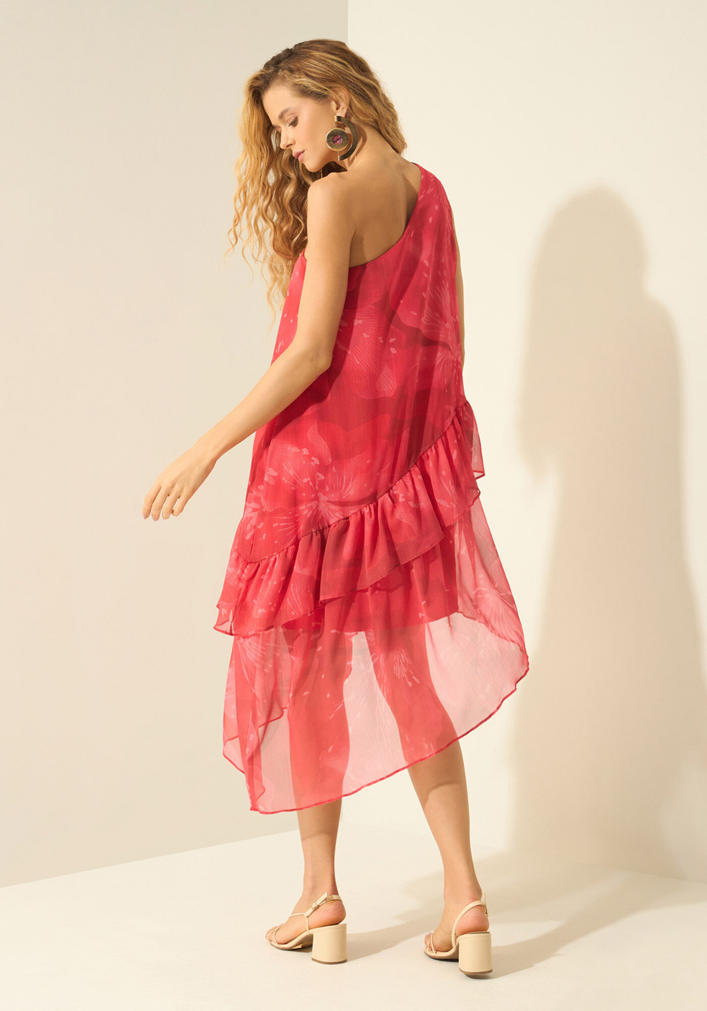 Vestido Curto Assim&eacute;trico Com Babados, FLAMBOYANT VERMELHO, large.