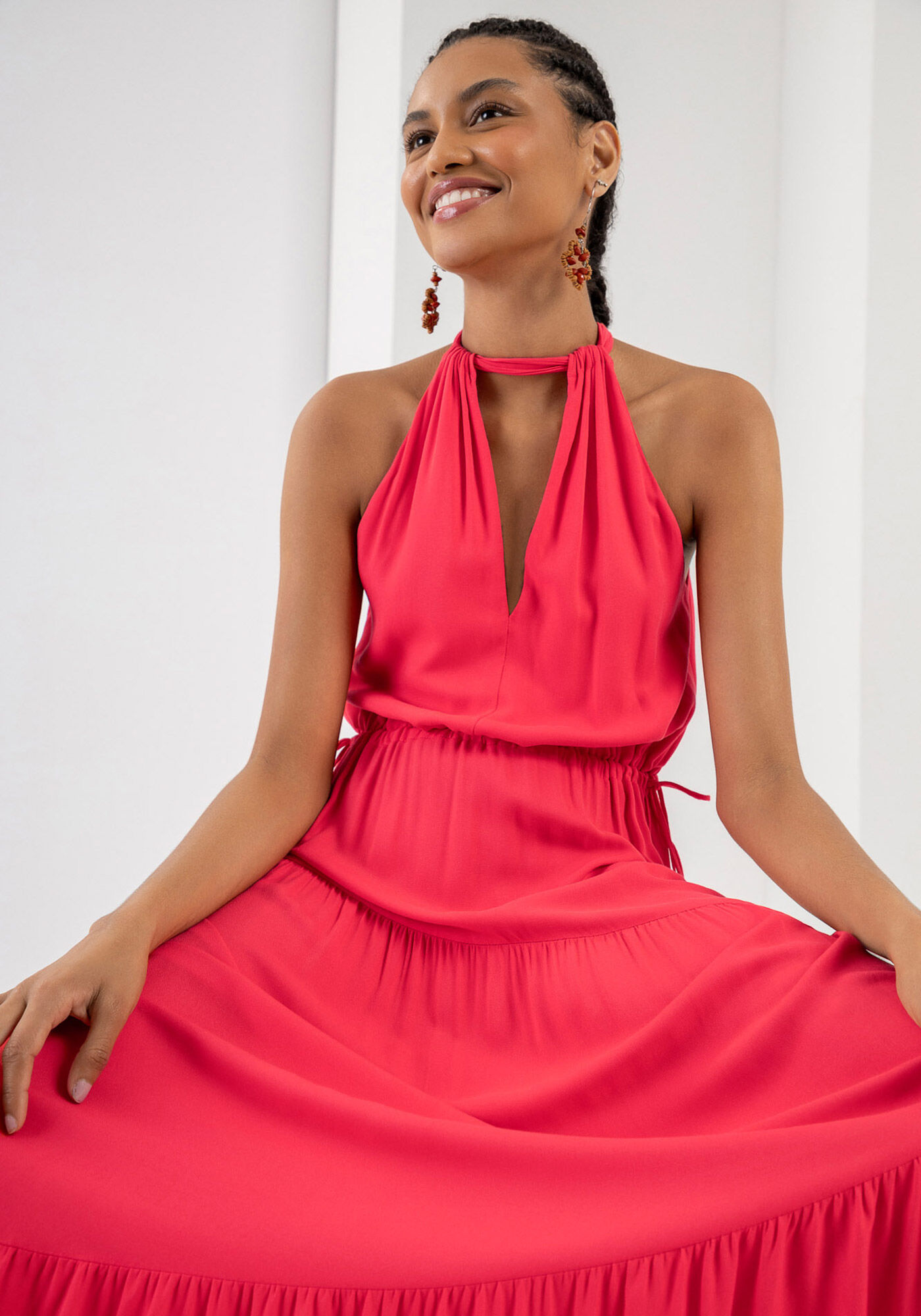 Vestido vermelho com deals decote na frente