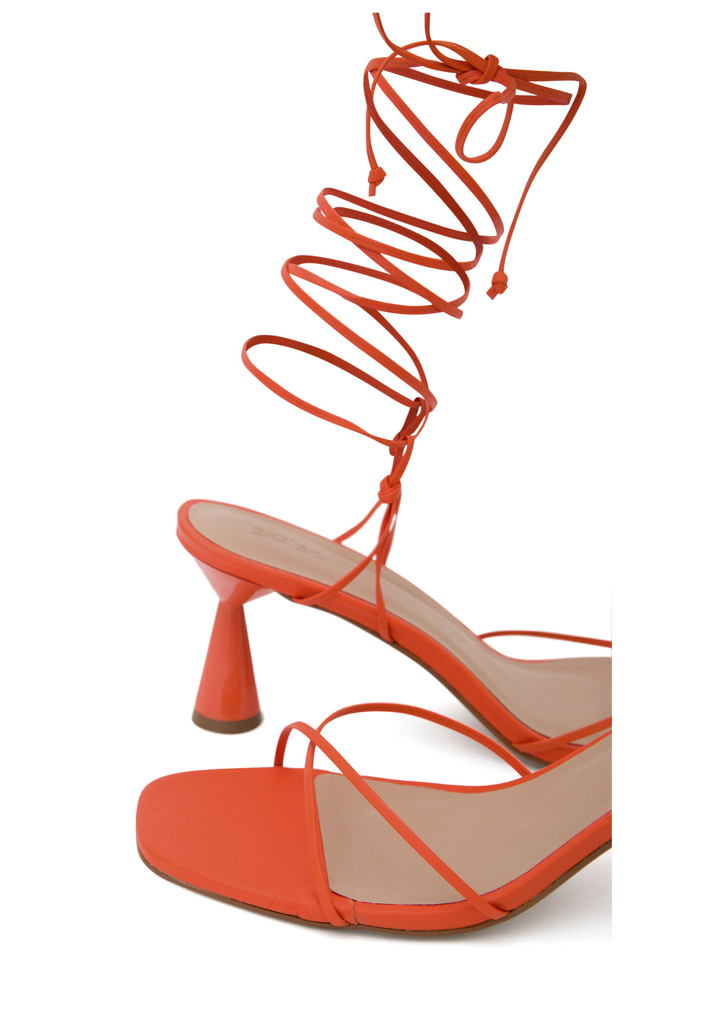 Sand&aacute;lia em Couro com Salto Geom&eacute;trico, , large.