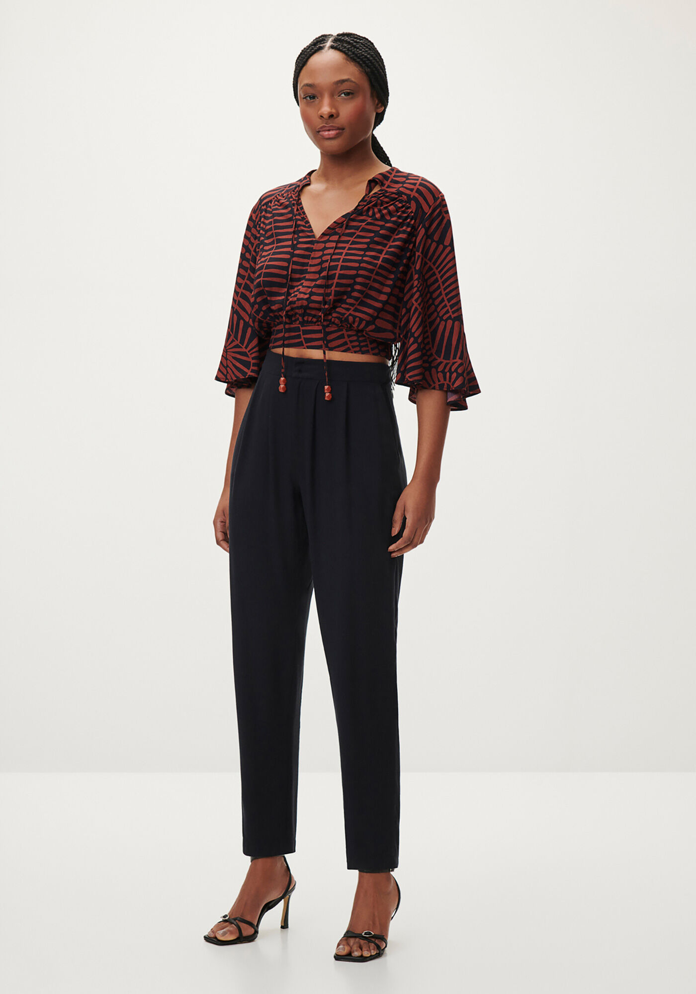 Blusa Cropped Estampada com Manga Flare, , large.