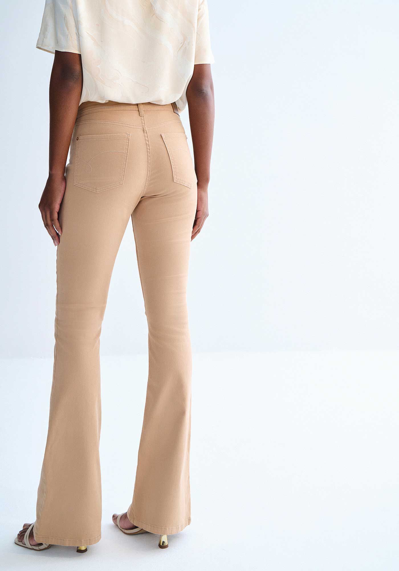 Cal&ccedil;a Sarja Boot Cut com Cintura Alta, , large.