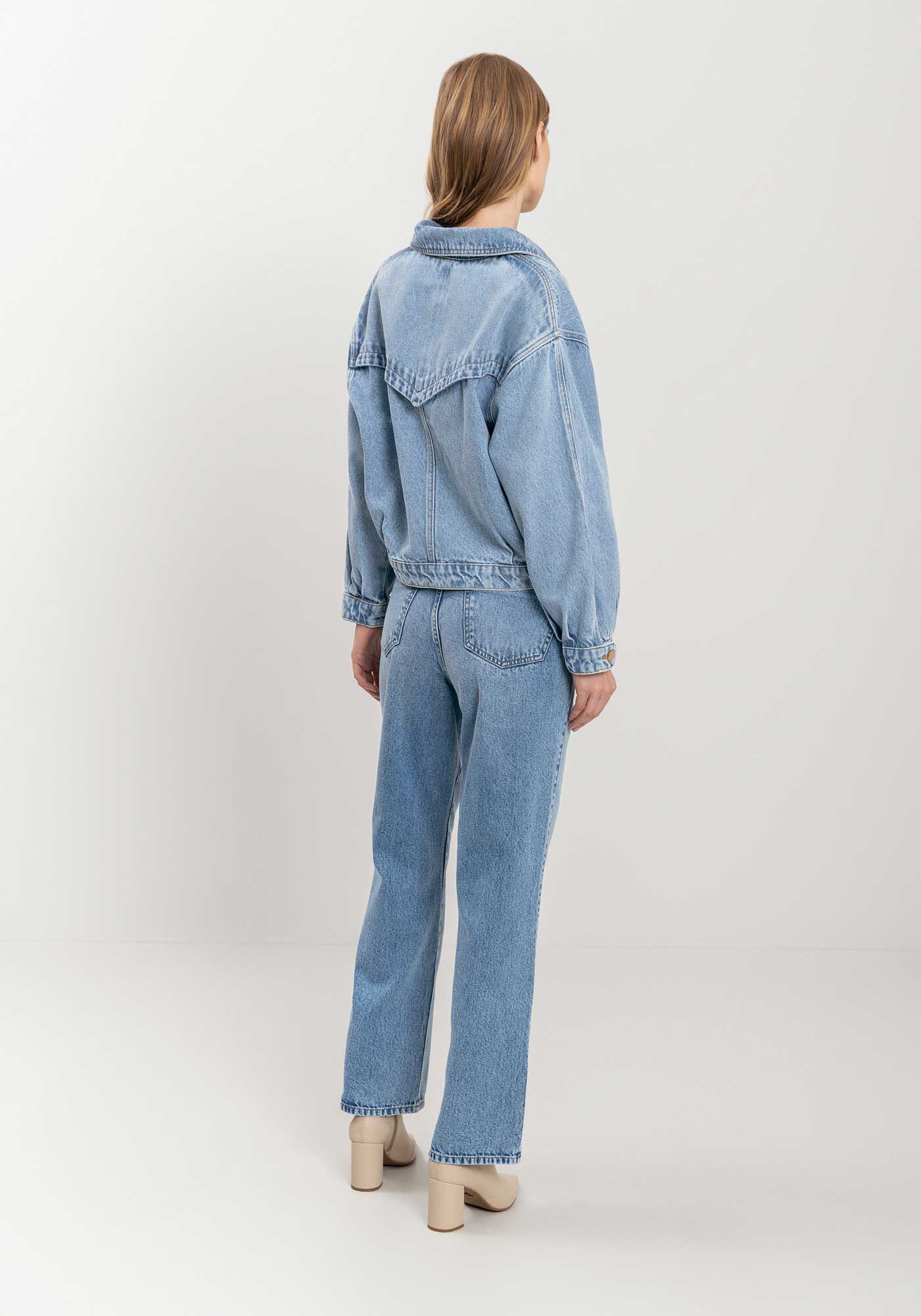 Jaqueta Jeans Curta Com Bot&otilde;es E Gola, , large.