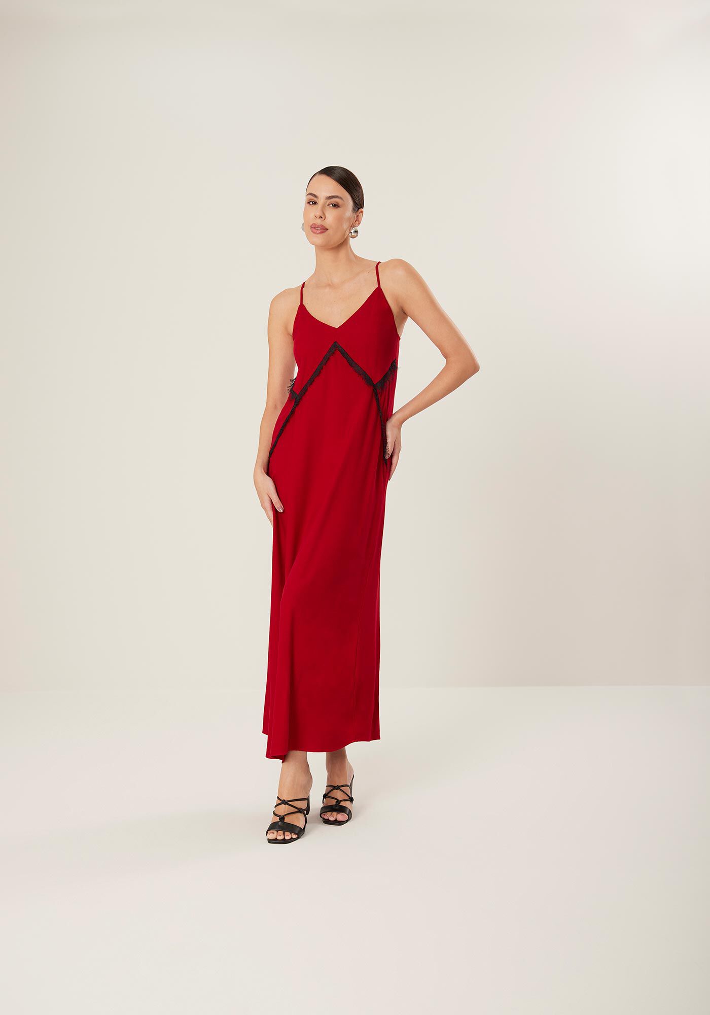 Vestido Midi Ch&aacute; De Al&ccedil;as Em Viscose Com Detalhes Frontais, , large.