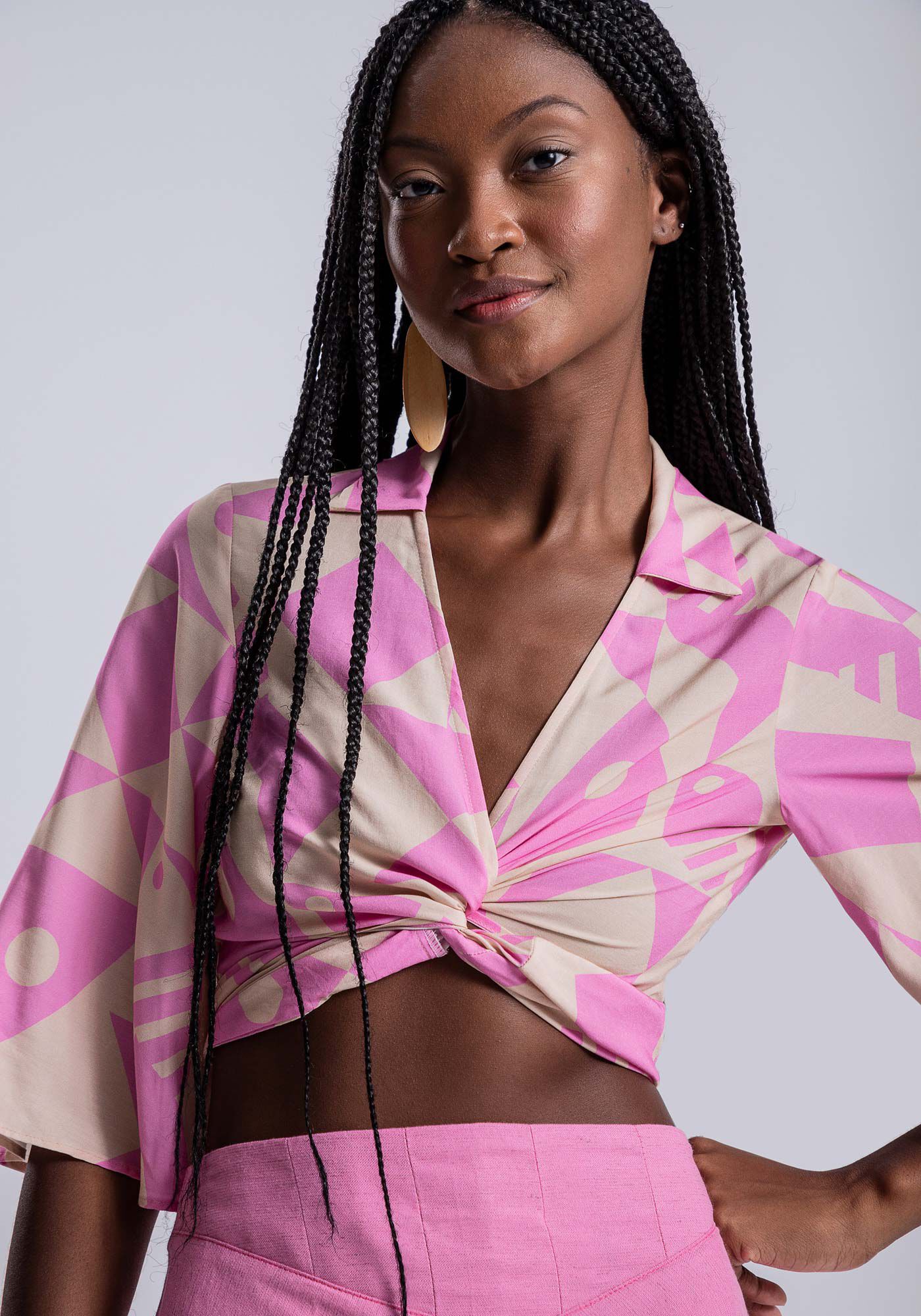 Blusa Manga 3/4 em Viscose com La&ccedil;o Busto, , large.