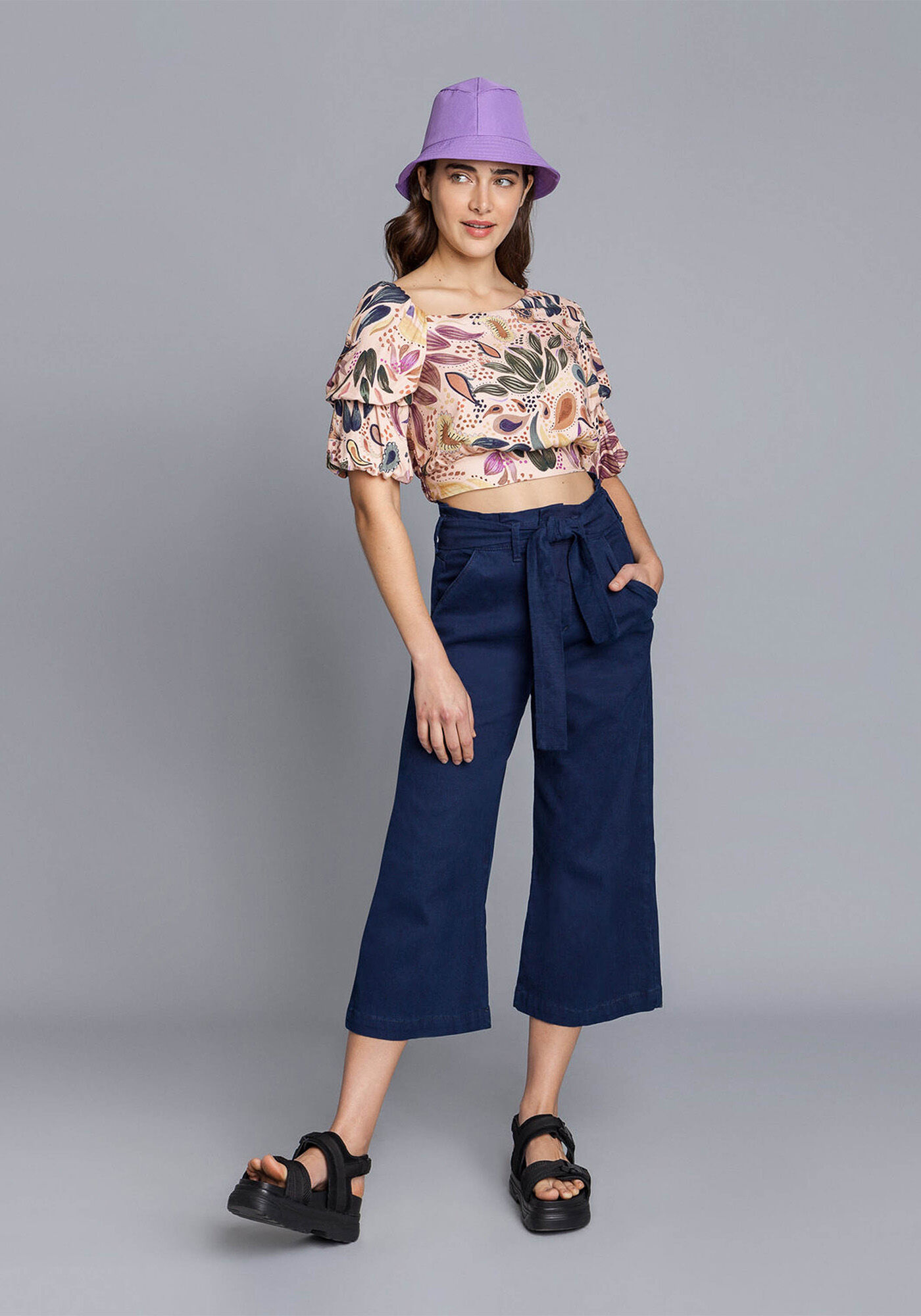 Blusa Cropped Decote Assim&eacute;trico, , large.