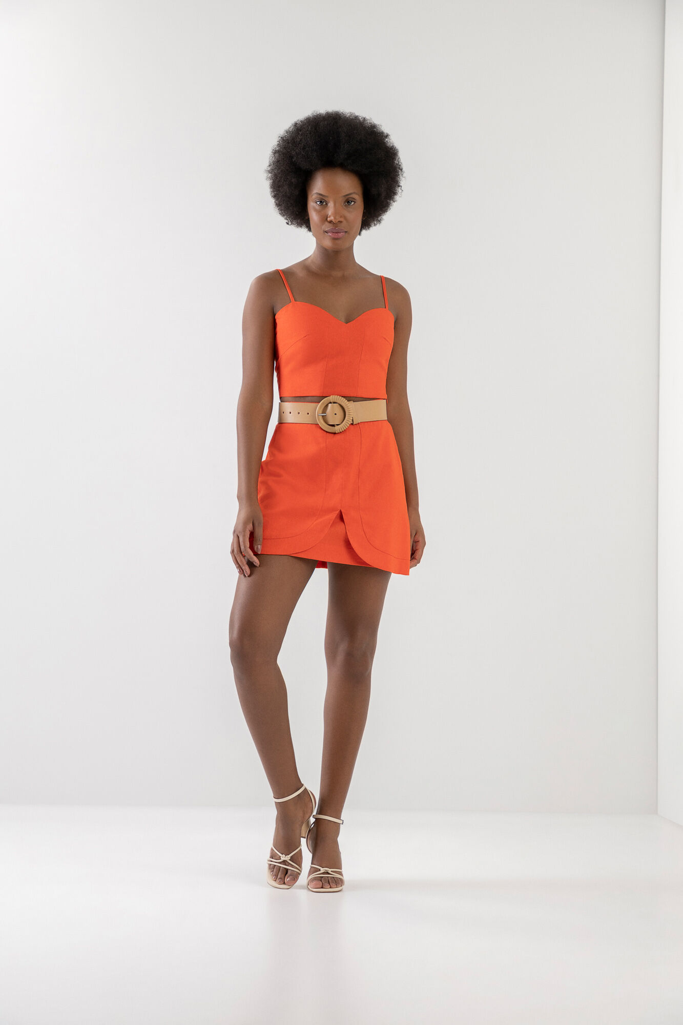 Saia Curta em Linho com Recorte Sobreposto, , large.