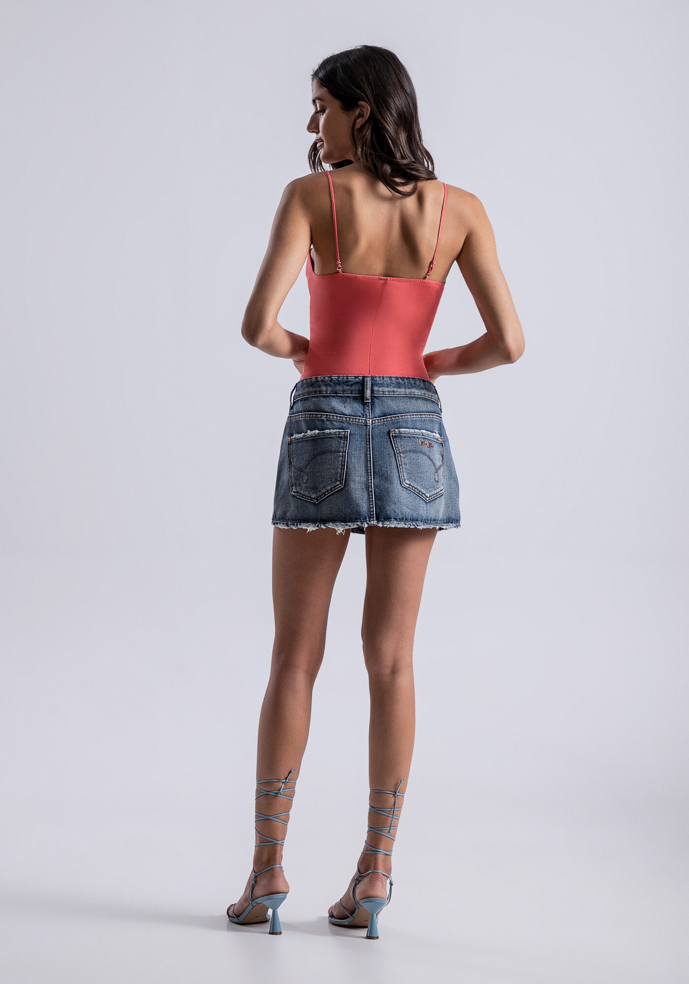 Blusa em Crepe com Cut Out e Al&ccedil;as, , large.