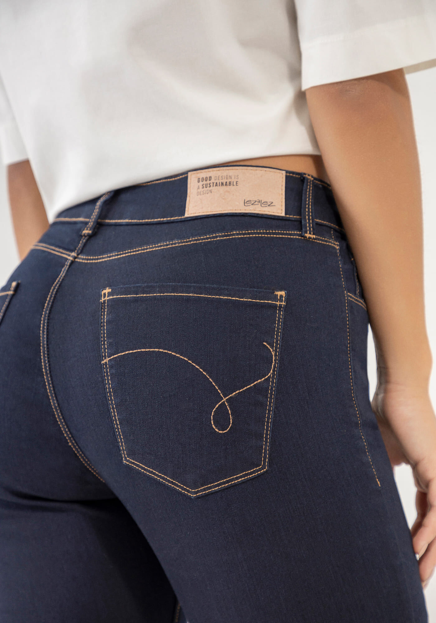 Cal&ccedil;a Jeans Skinny Cintura M&eacute;dia Sustent&aacute;vel, , large.